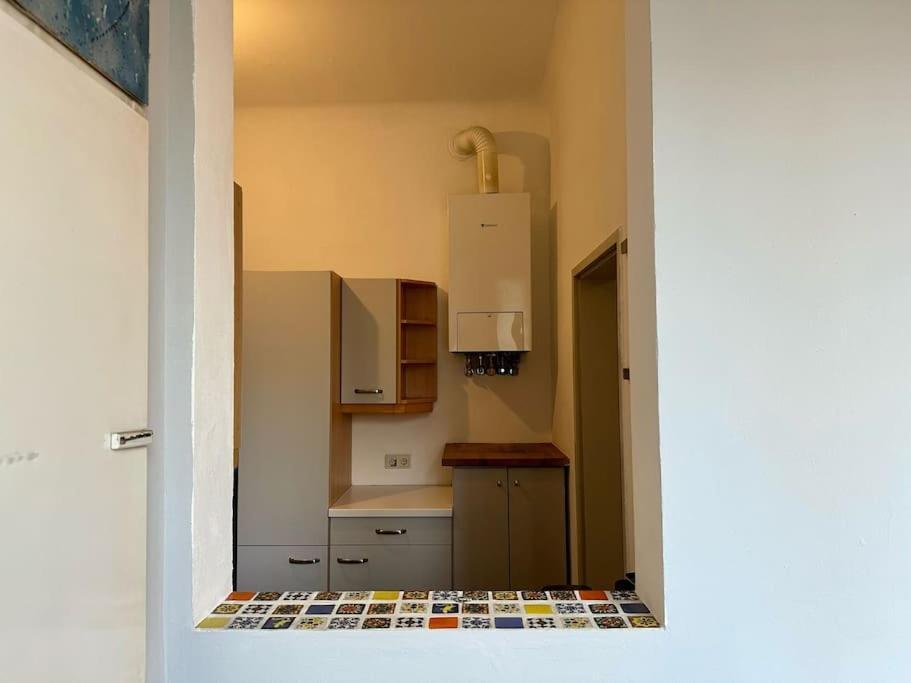 Apartment 5 Bedroom I Winter Garden I Near Metro *