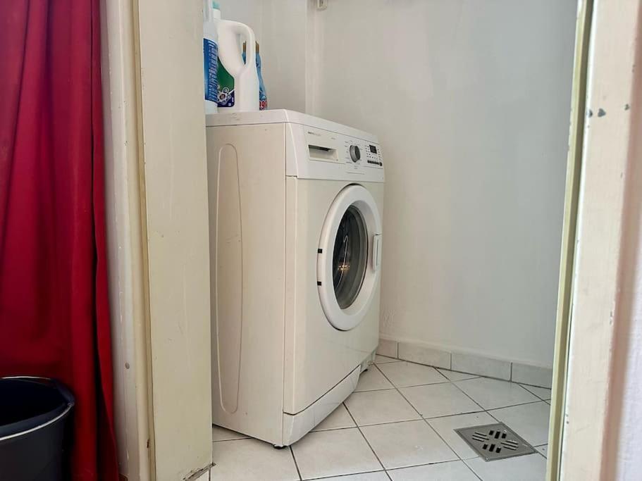 5 Bedroom I Winter Garden I Near Metro *