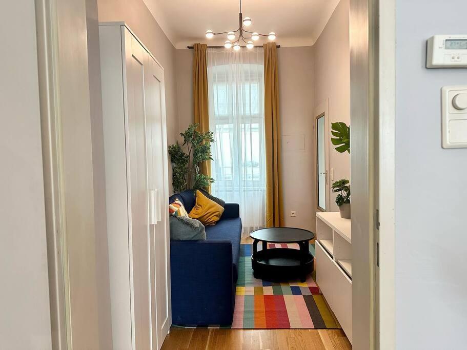 5 Bedroom I Winter Garden I Near Metro Vienna