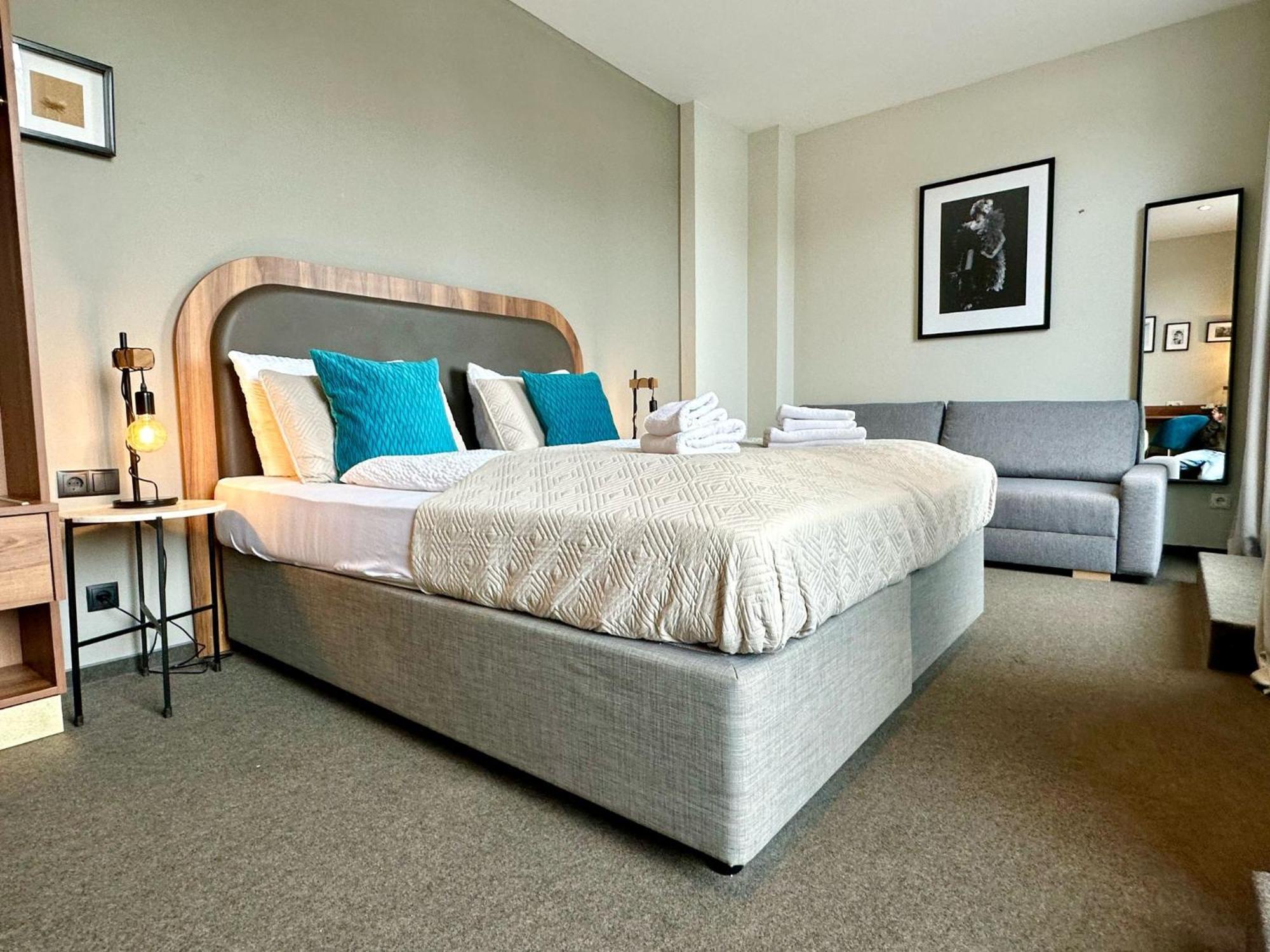 Hotel George