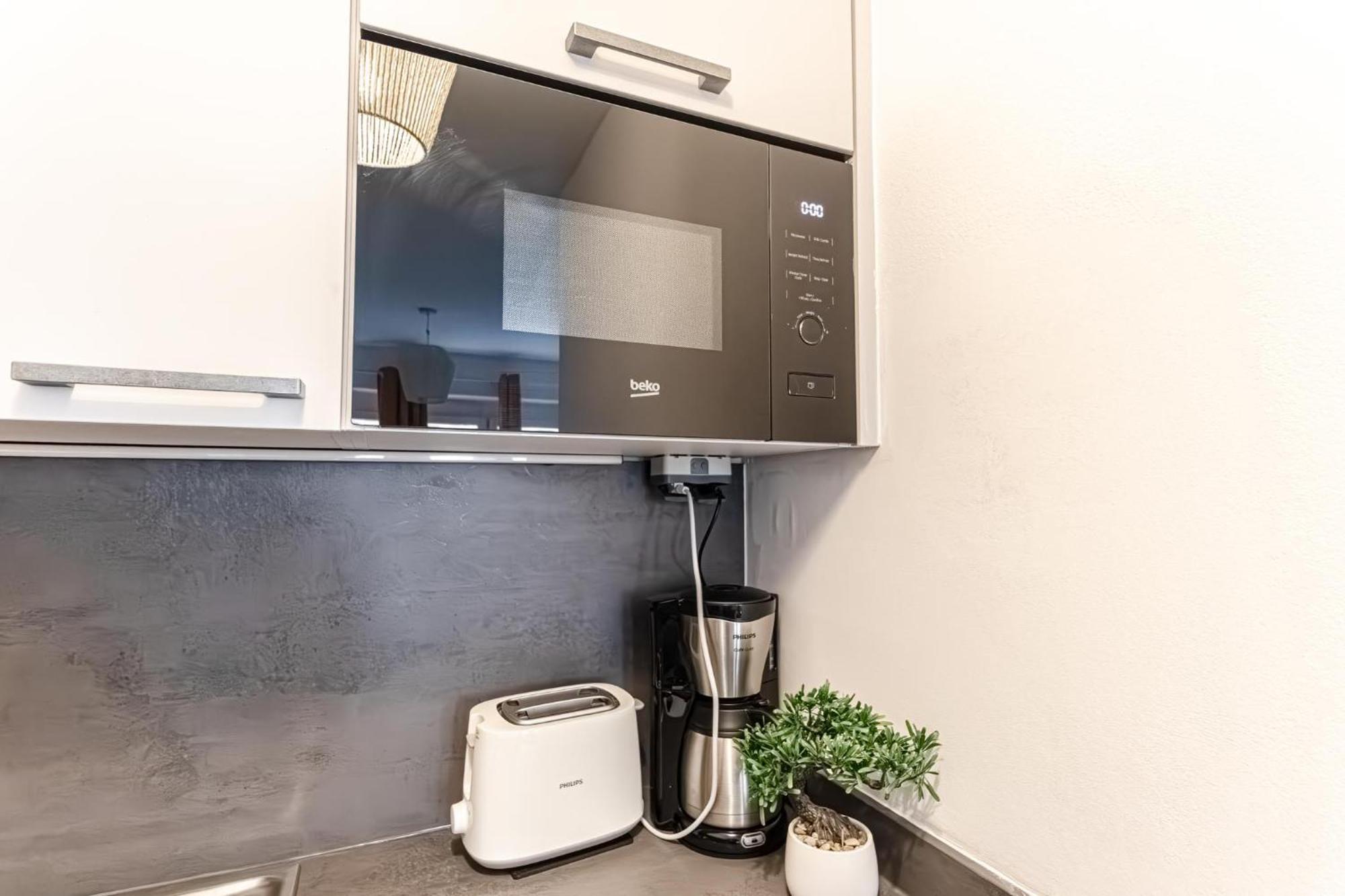 Appartamento Chic 1br And 1lr With Kingbed, 9 Min To Center Via Metro Vienna