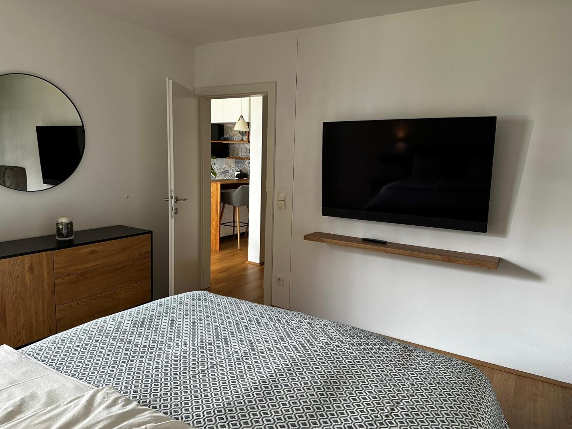 Apartment 2-zimmer In Oberlaa Mit Privatem Tiefgaragen Platz *