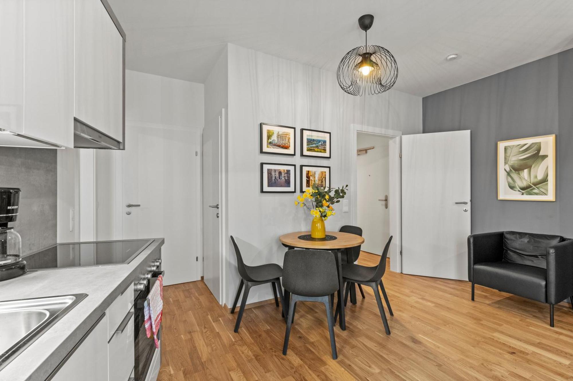 Apartment Paid Parking - 1 Minute To Public Transport - 3 Min To Supermarket And Pharmacy *