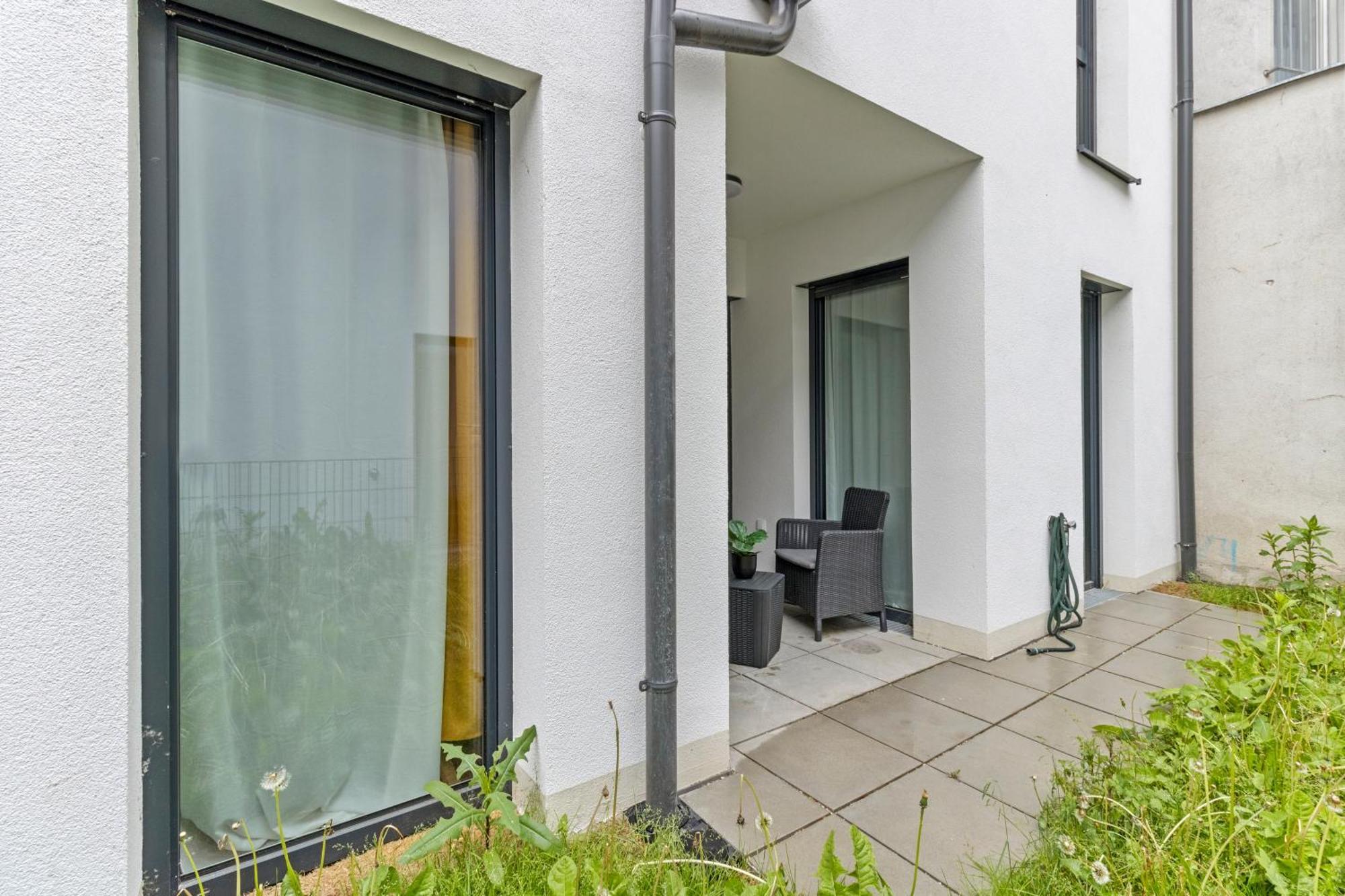 Apartment Paid Parking - 1 Minute To Public Transport - 3 Min To Supermarket And Pharmacy *