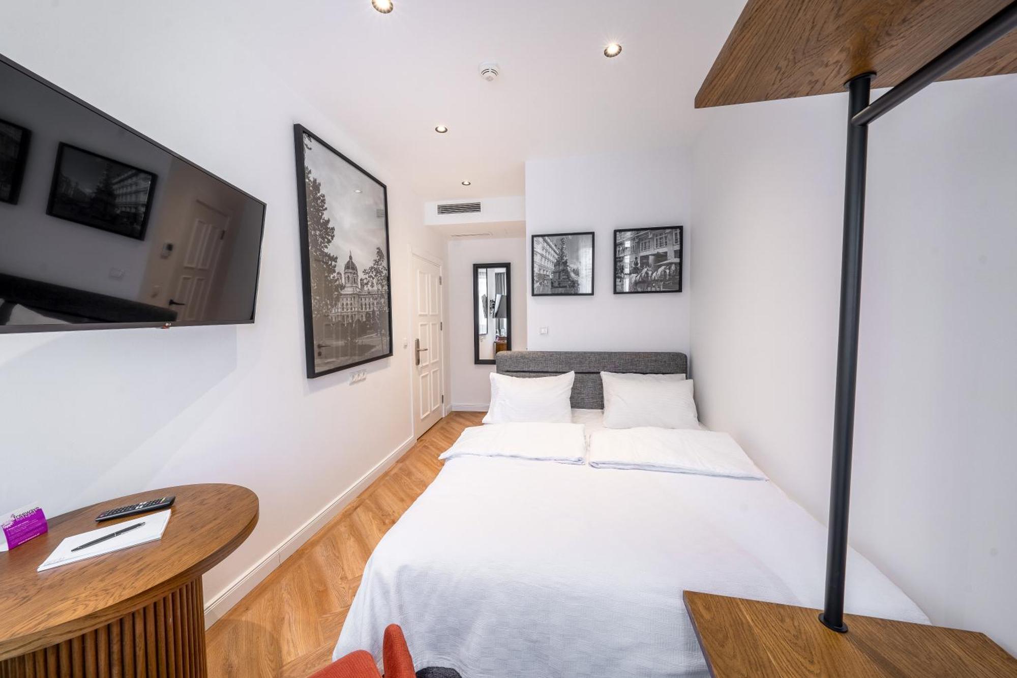 Aparthotel Lights - Domenig By Kent Viena