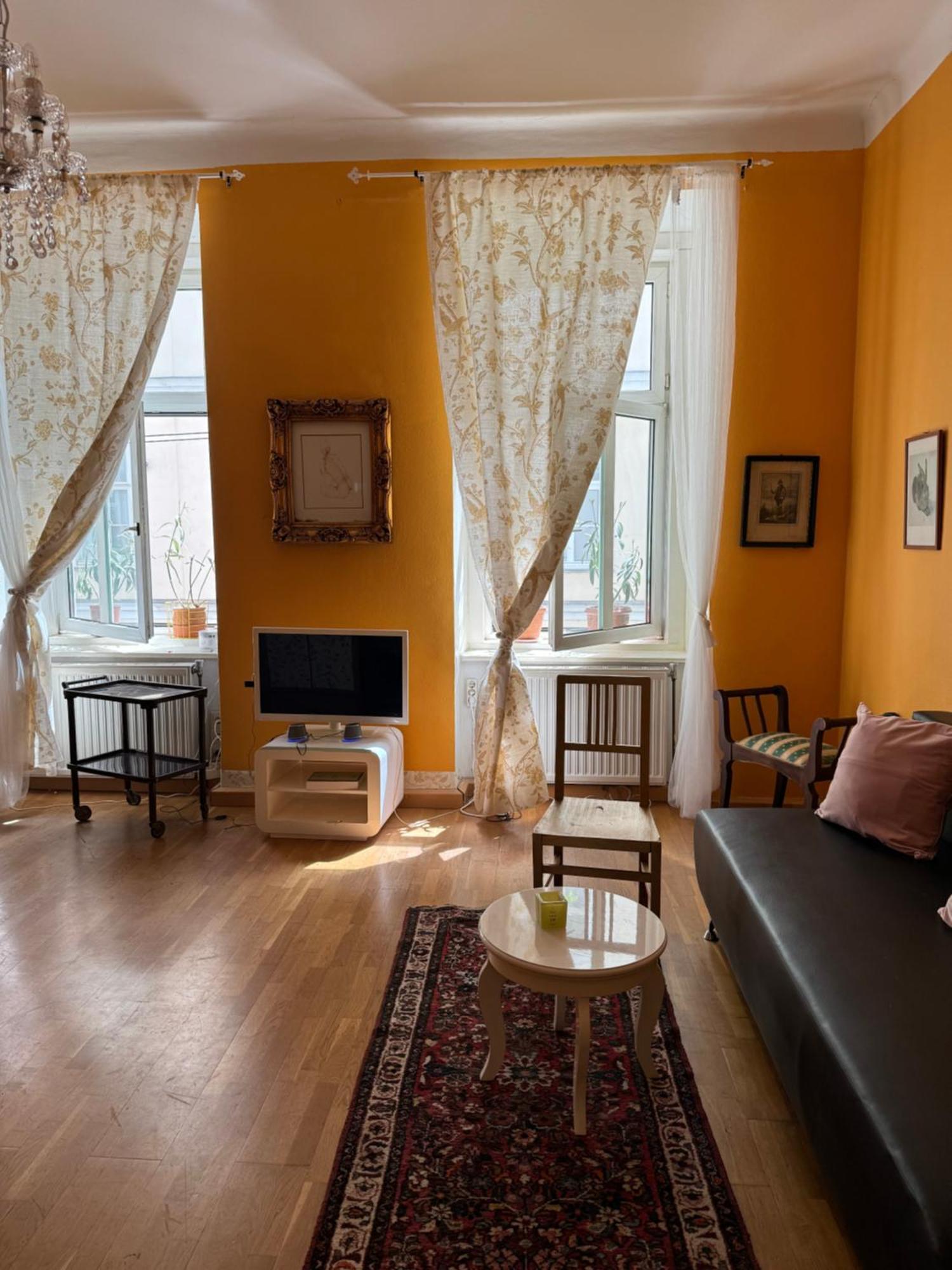Apartment The Place To Be 2 