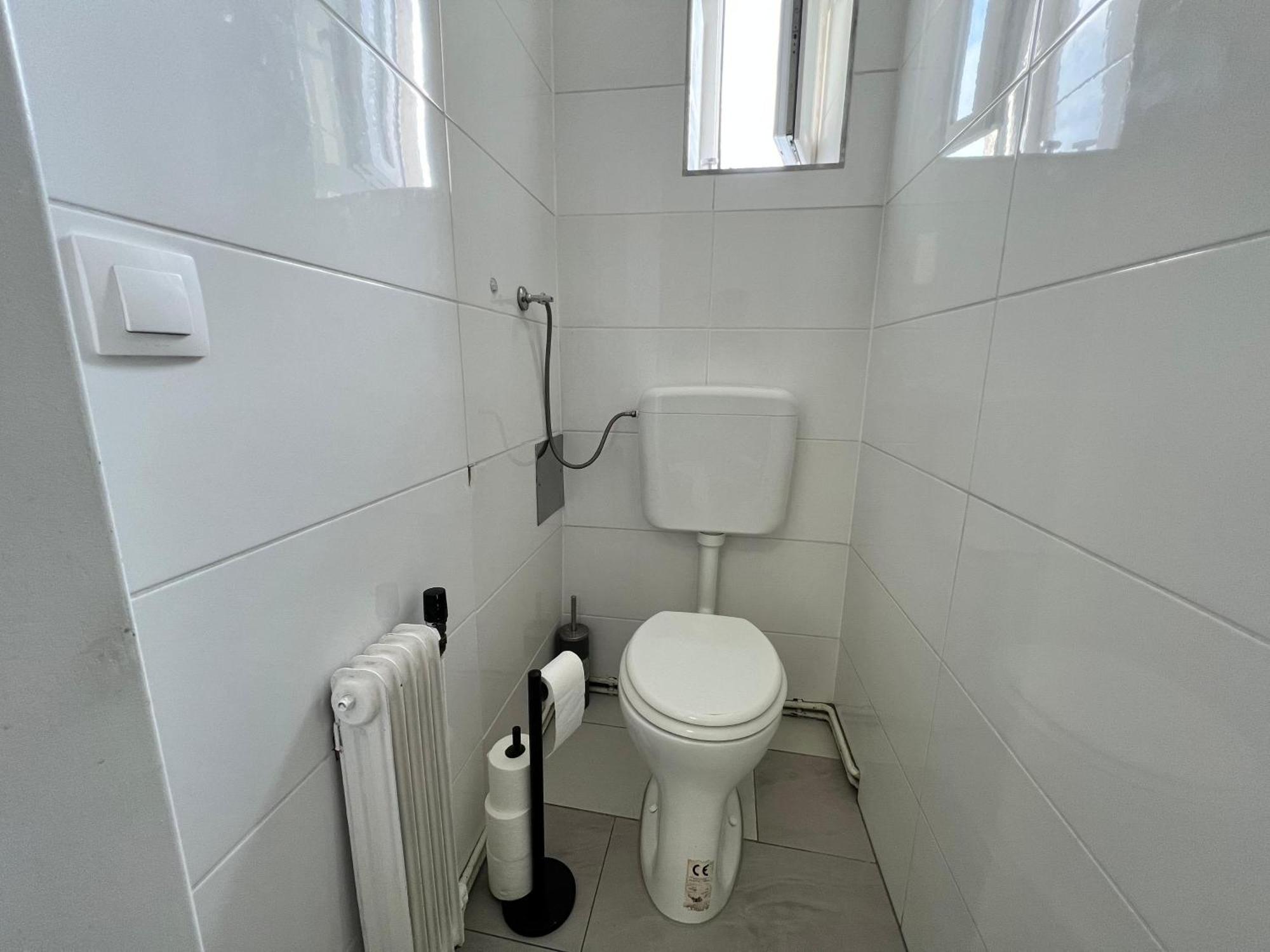 Apartment Cozy 4br Shared Apt.- Near U3/zippererstrasse *