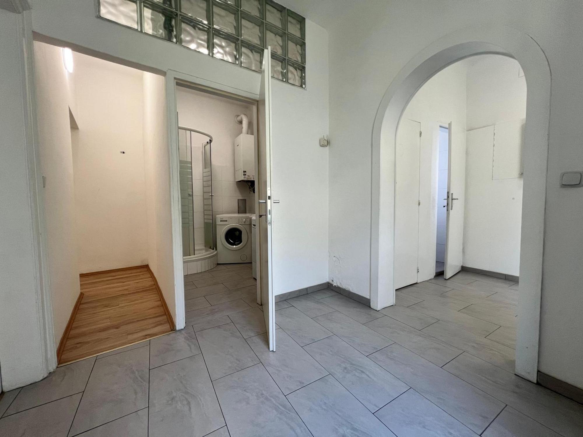 Apartment Cozy 4br Shared Apt.- Near U3/zippererstrasse Vienna