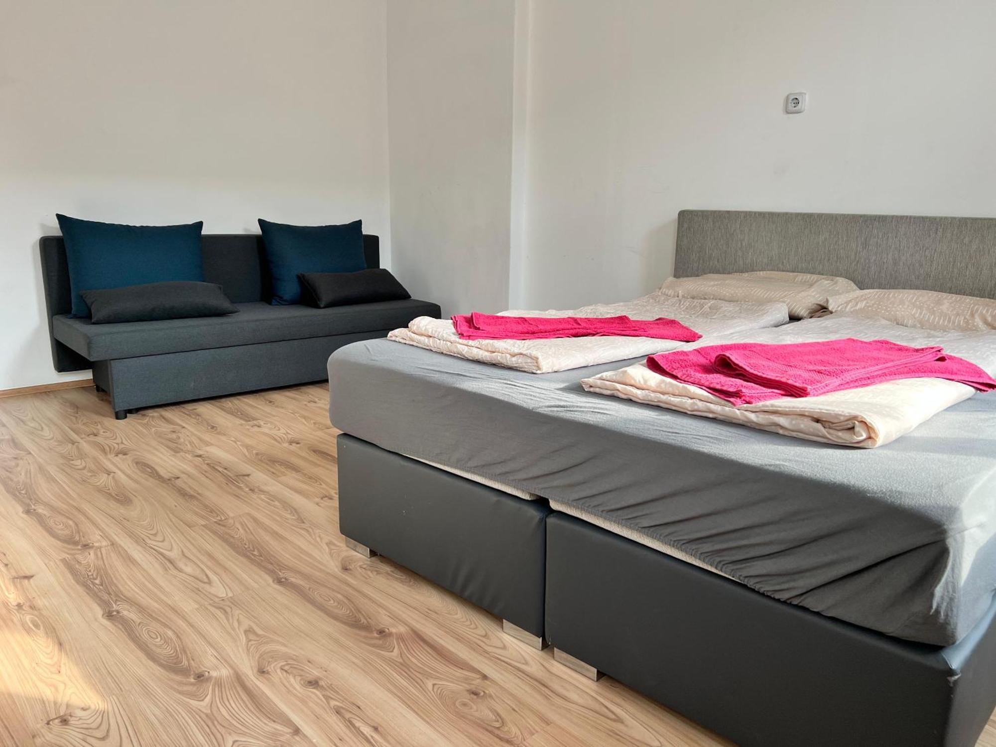 Apartment Cozy 4br Shared Apt.- Near U3/zippererstrasse *