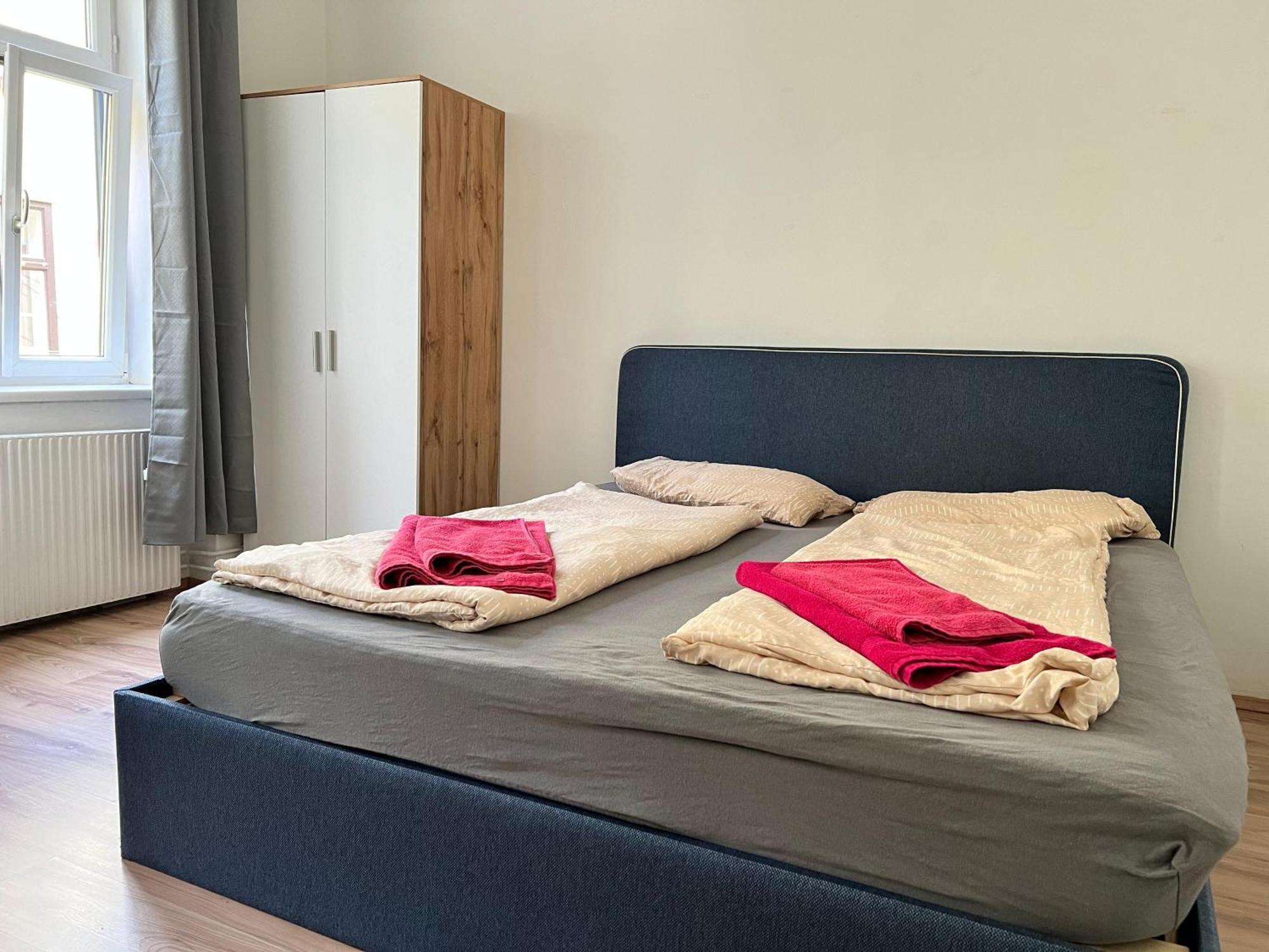 Apartment Cozy 4br Shared Apt.- Near U3/zippererstrasse Vienna