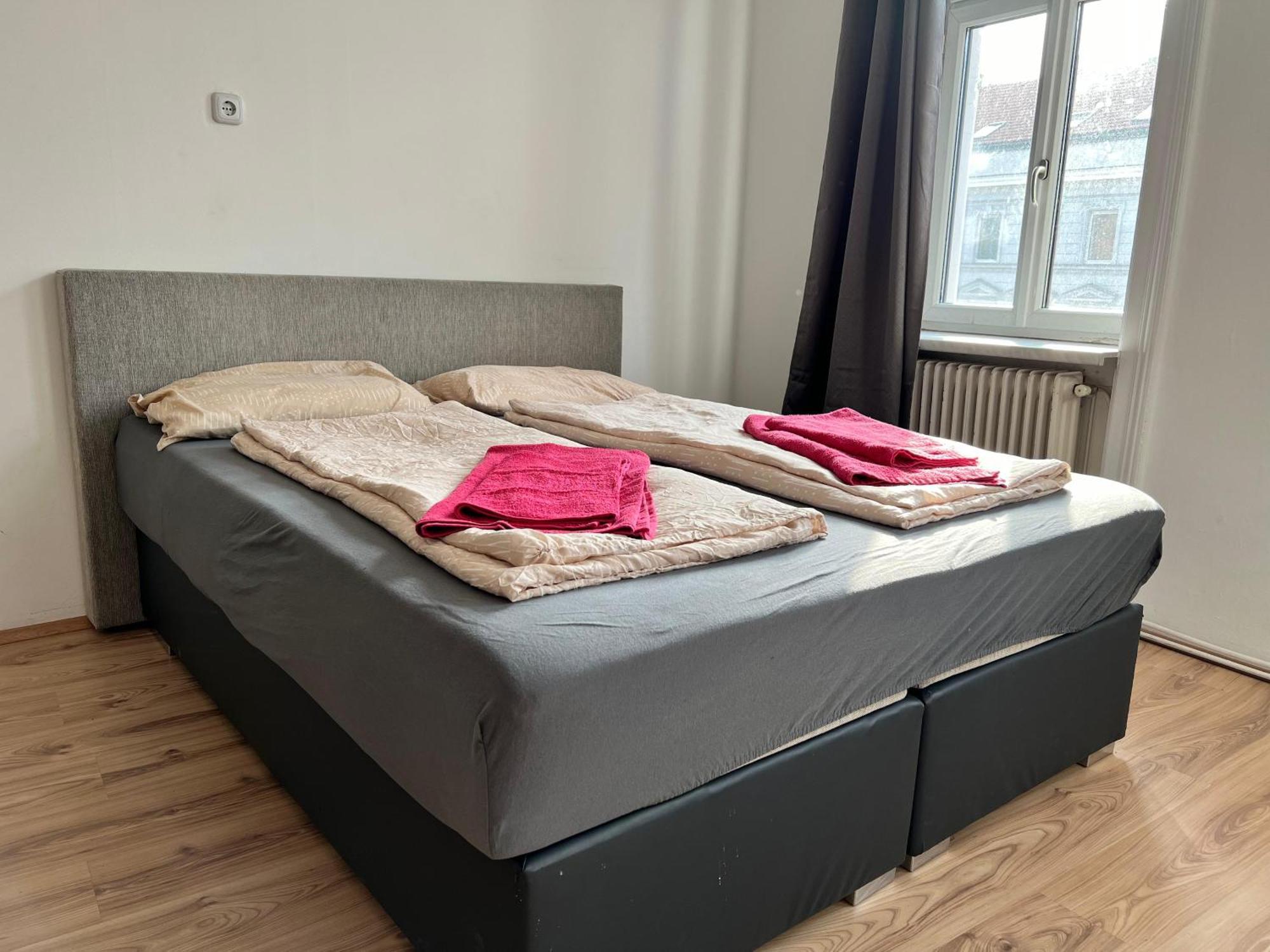 Apartment Cozy 4br Shared Apt.- Near U3/zippererstrasse Vienna