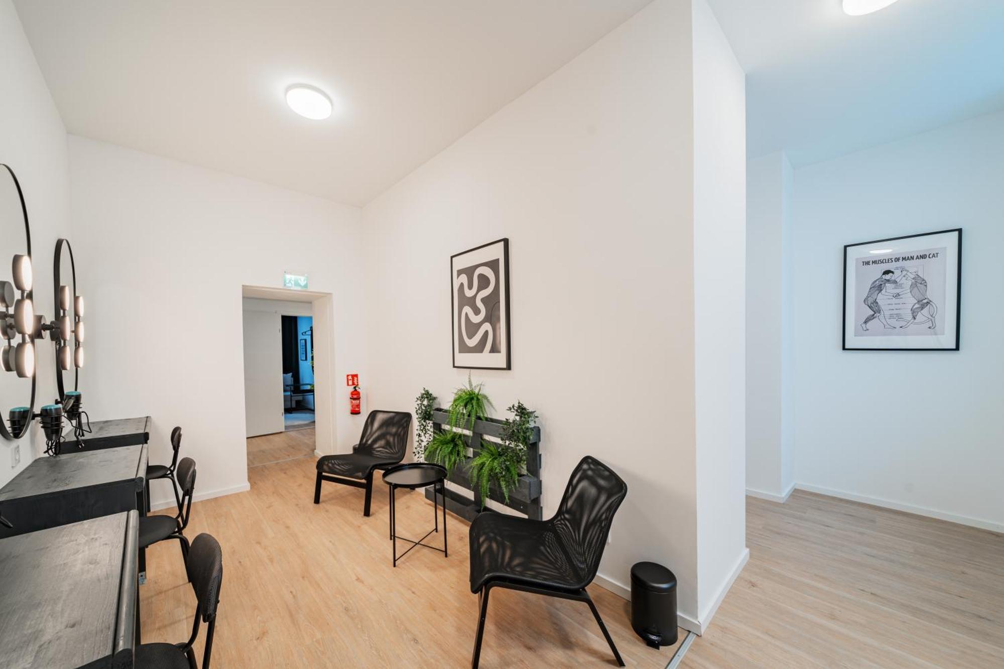 Hostel Chic By Home2