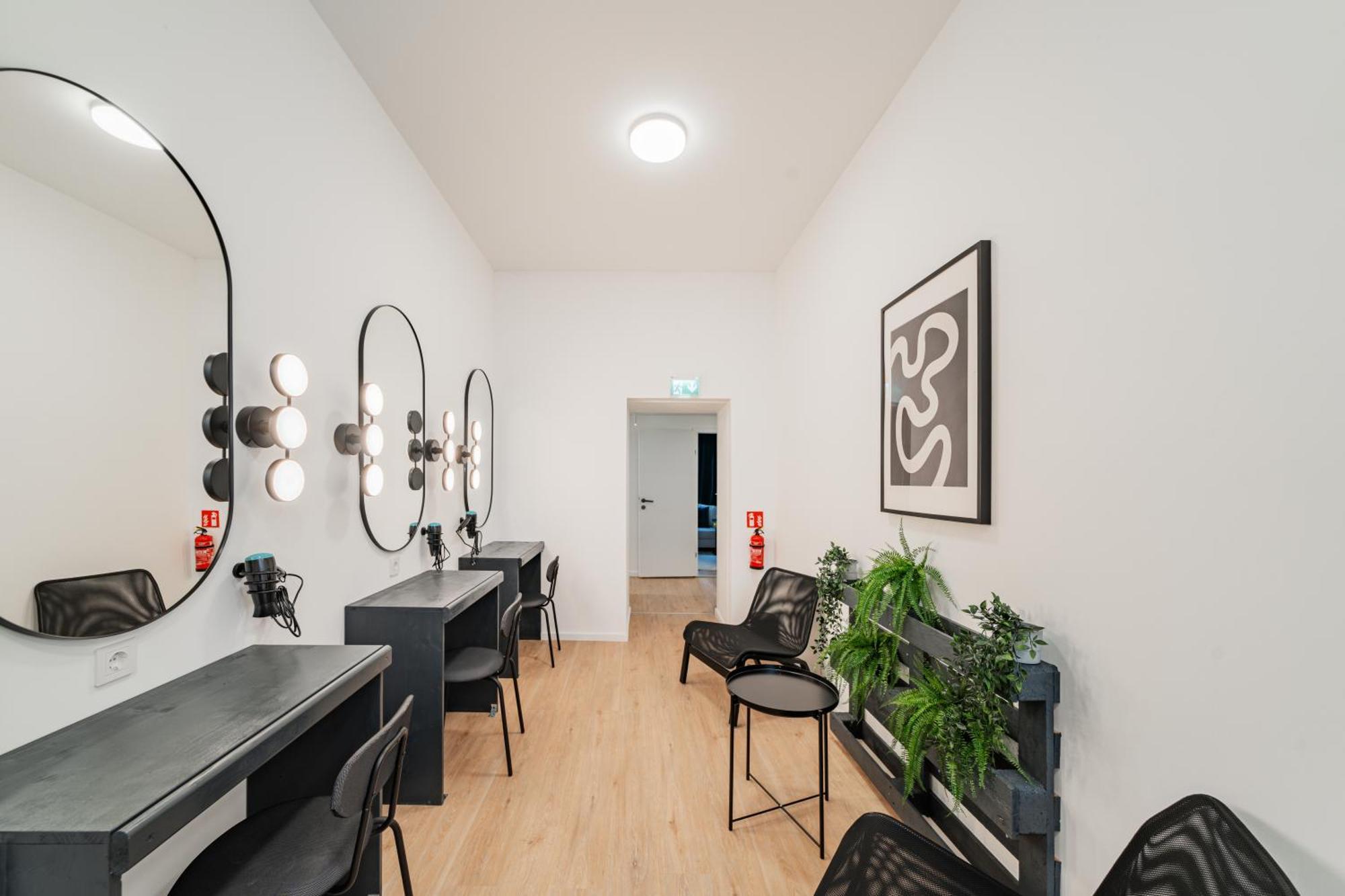 Hostel Chic By Home2