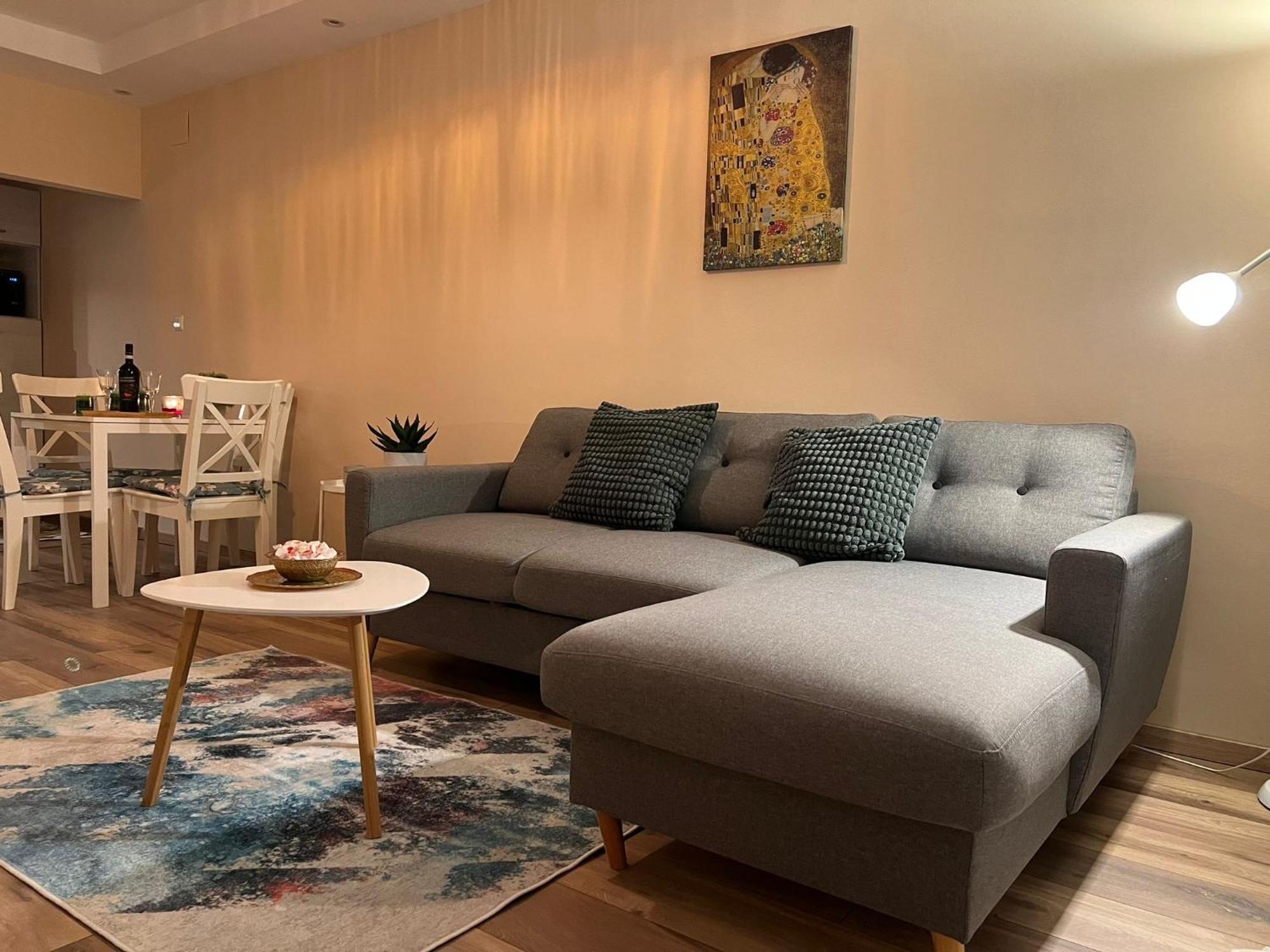 Apartment Aura's Serenity *