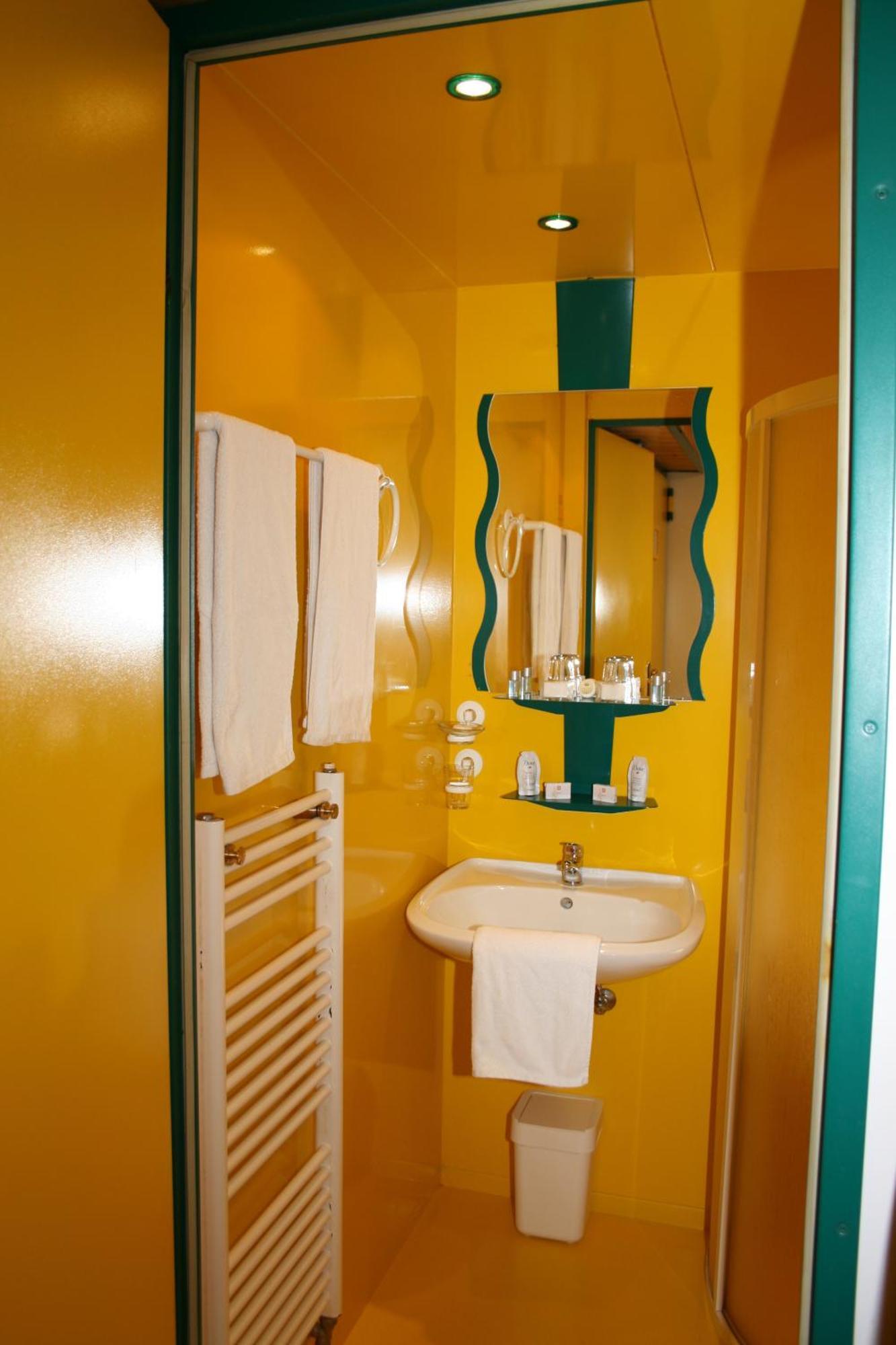 Asperner Loewe Hotel 3*