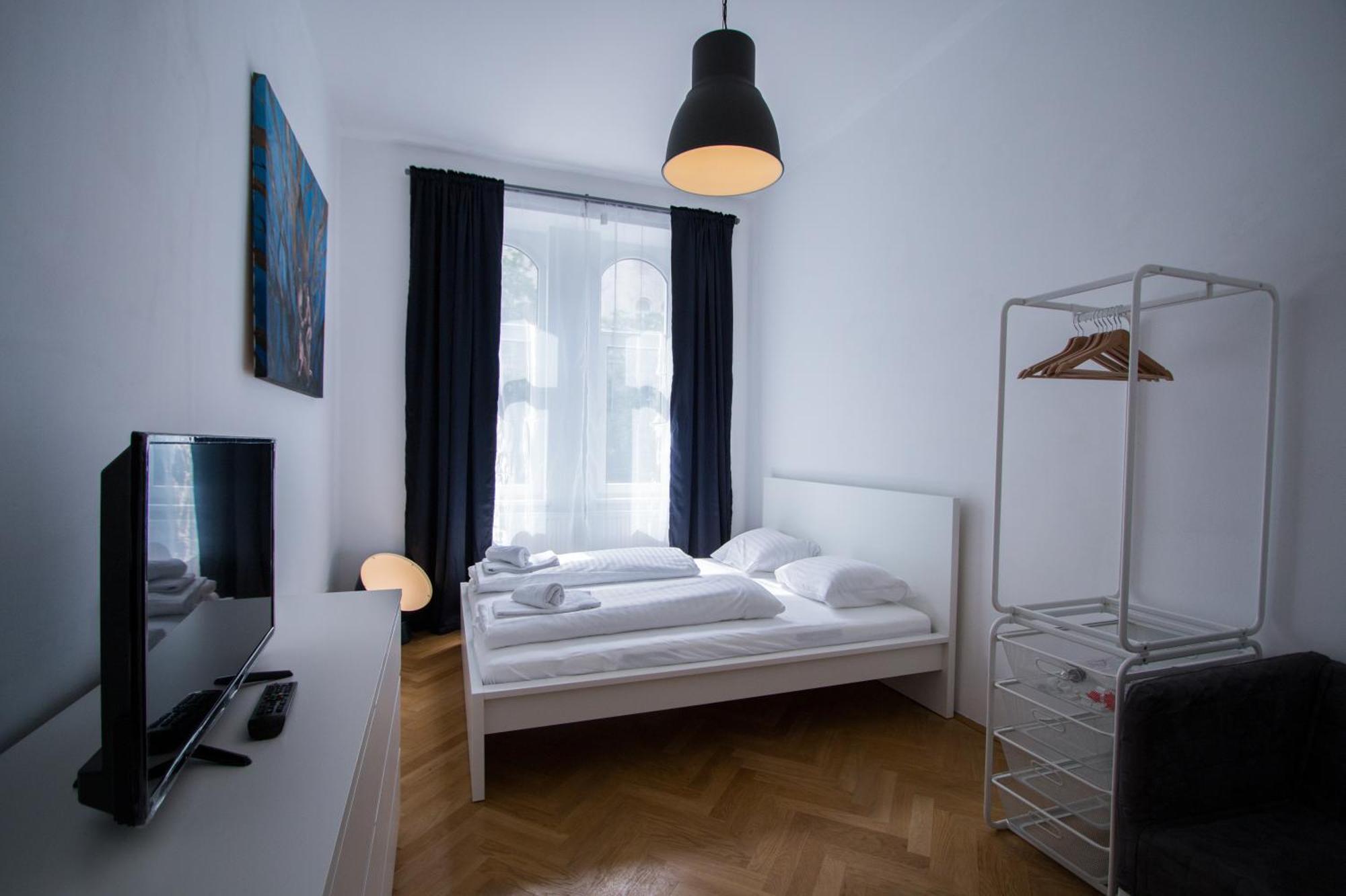 Porzellangarten I Contactless Check-in Apartment Vienna