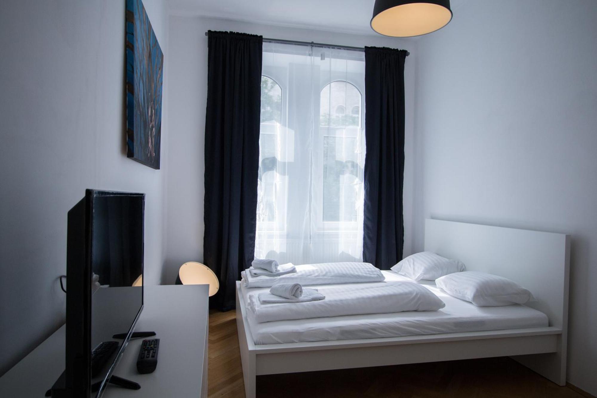 Porzellangarten I Contactless Check-in Apartment Vienna