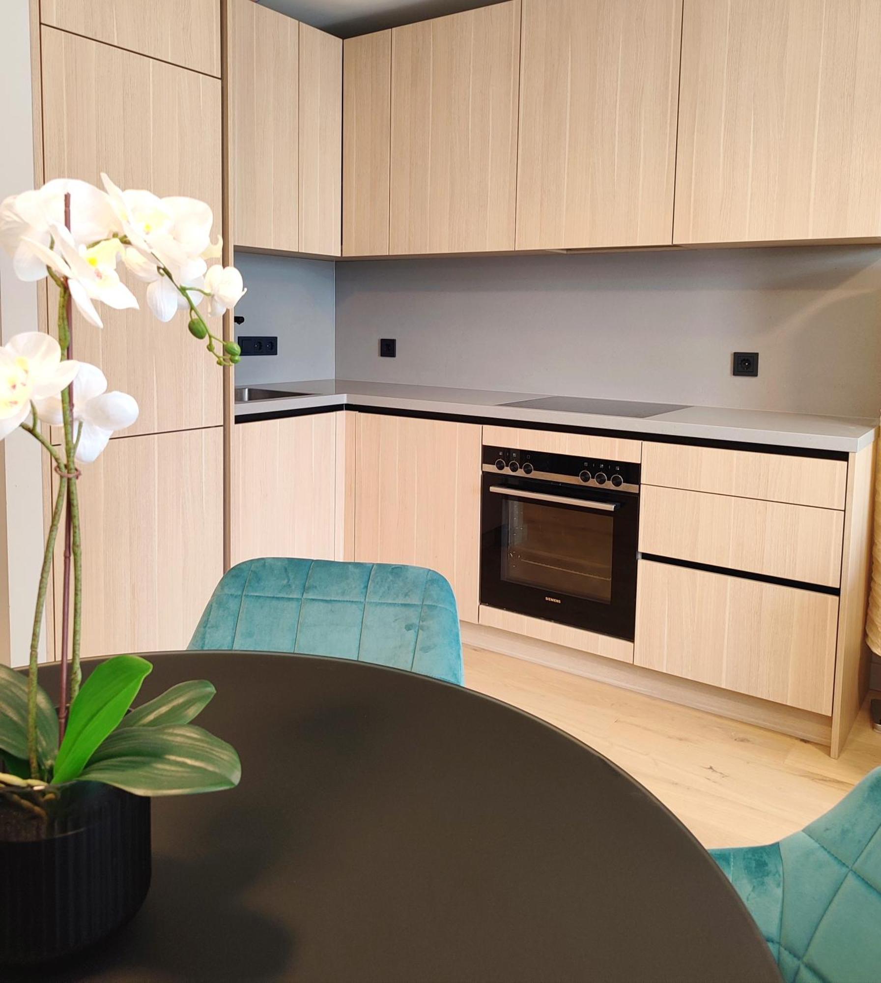 Design Center - Free Parking! Apartment *