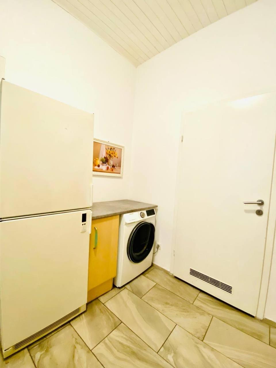 Economic 3p Lg Apartamento Viena