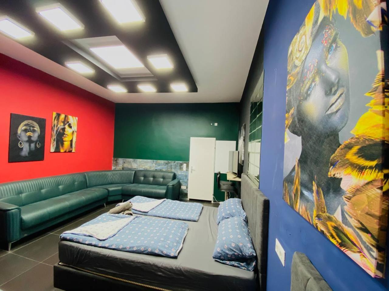 Deluxe 4p Lg3a Apartment *