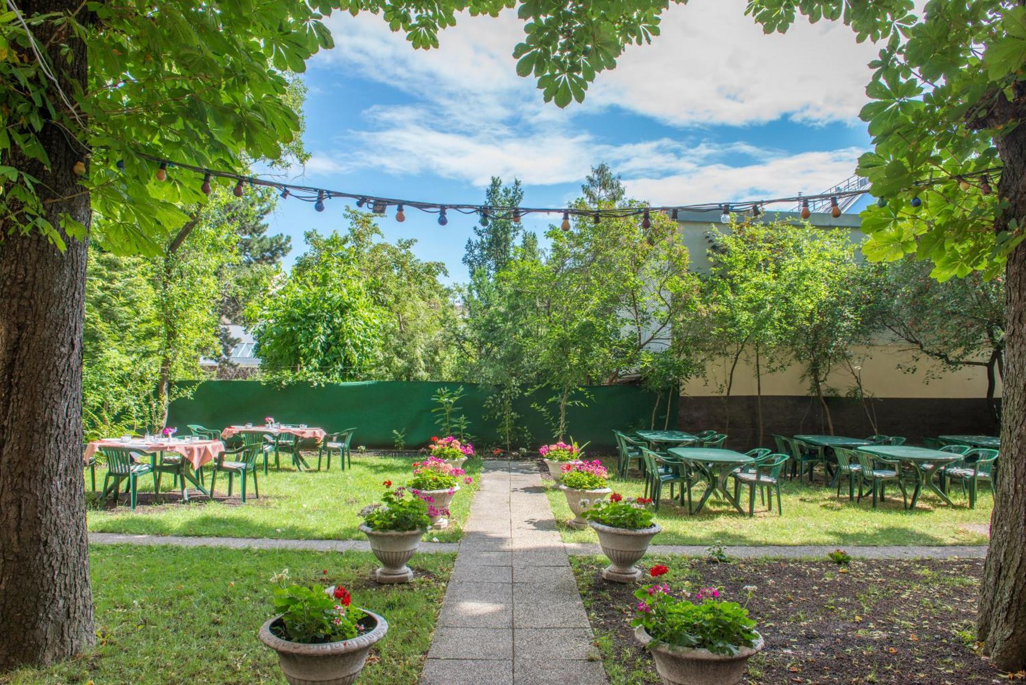 Garten- Und Kunsthotel Gabriel 3* Vienna