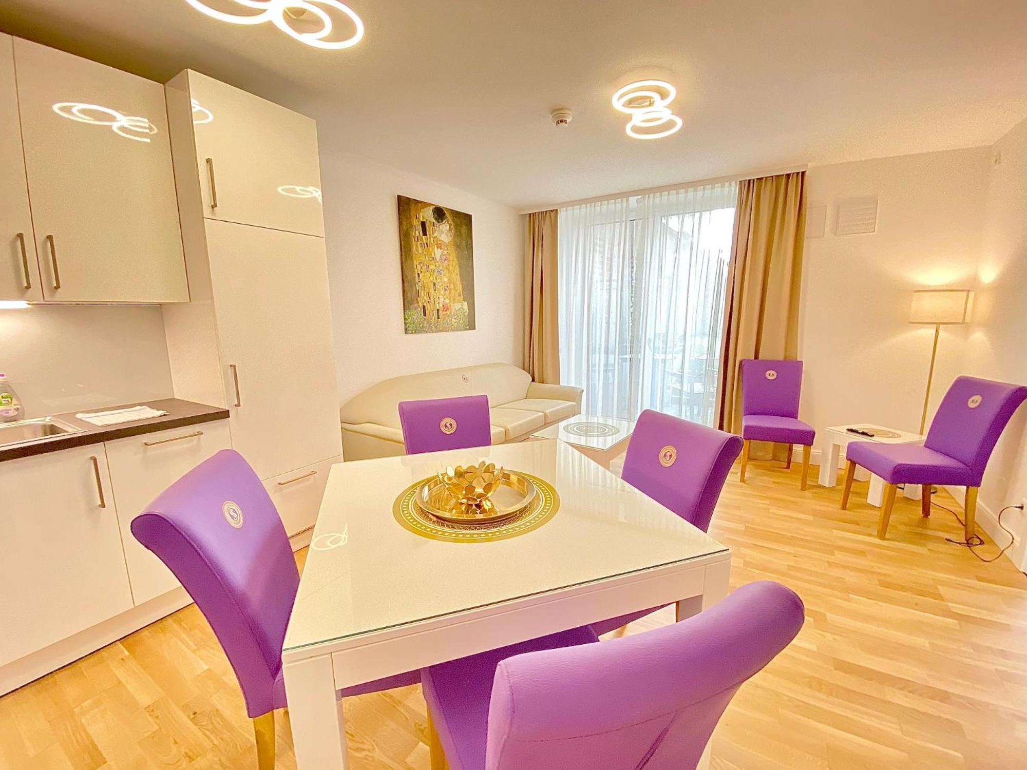 Steiner Residences Nestroyplatz Apartment *
