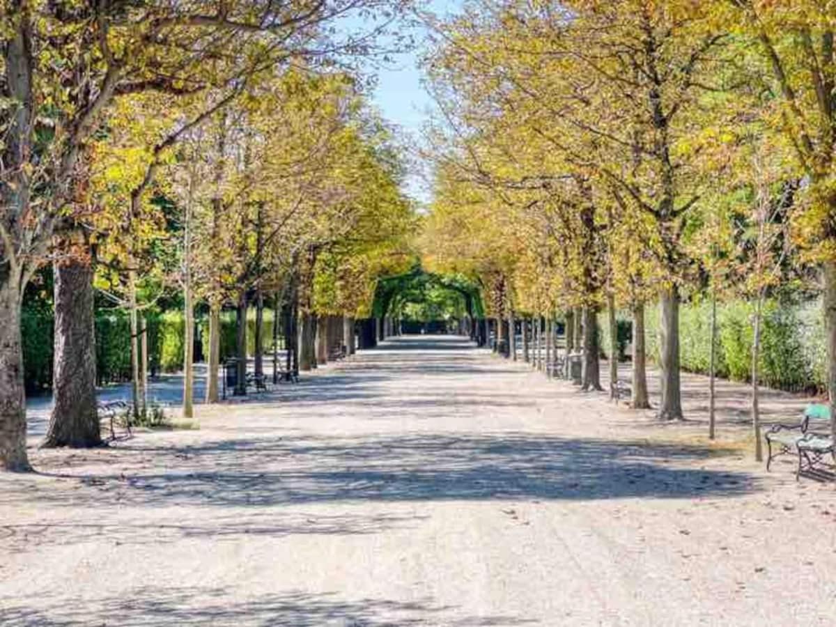 Apartment With Balcony Next Augarten Park