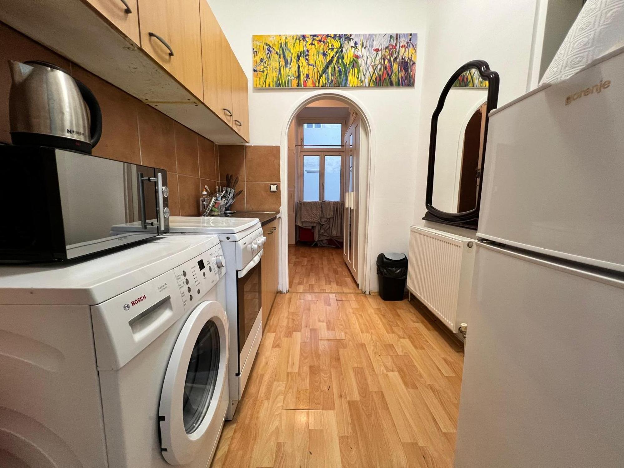 Cozy 2br Apt- Near Danube River Vienna