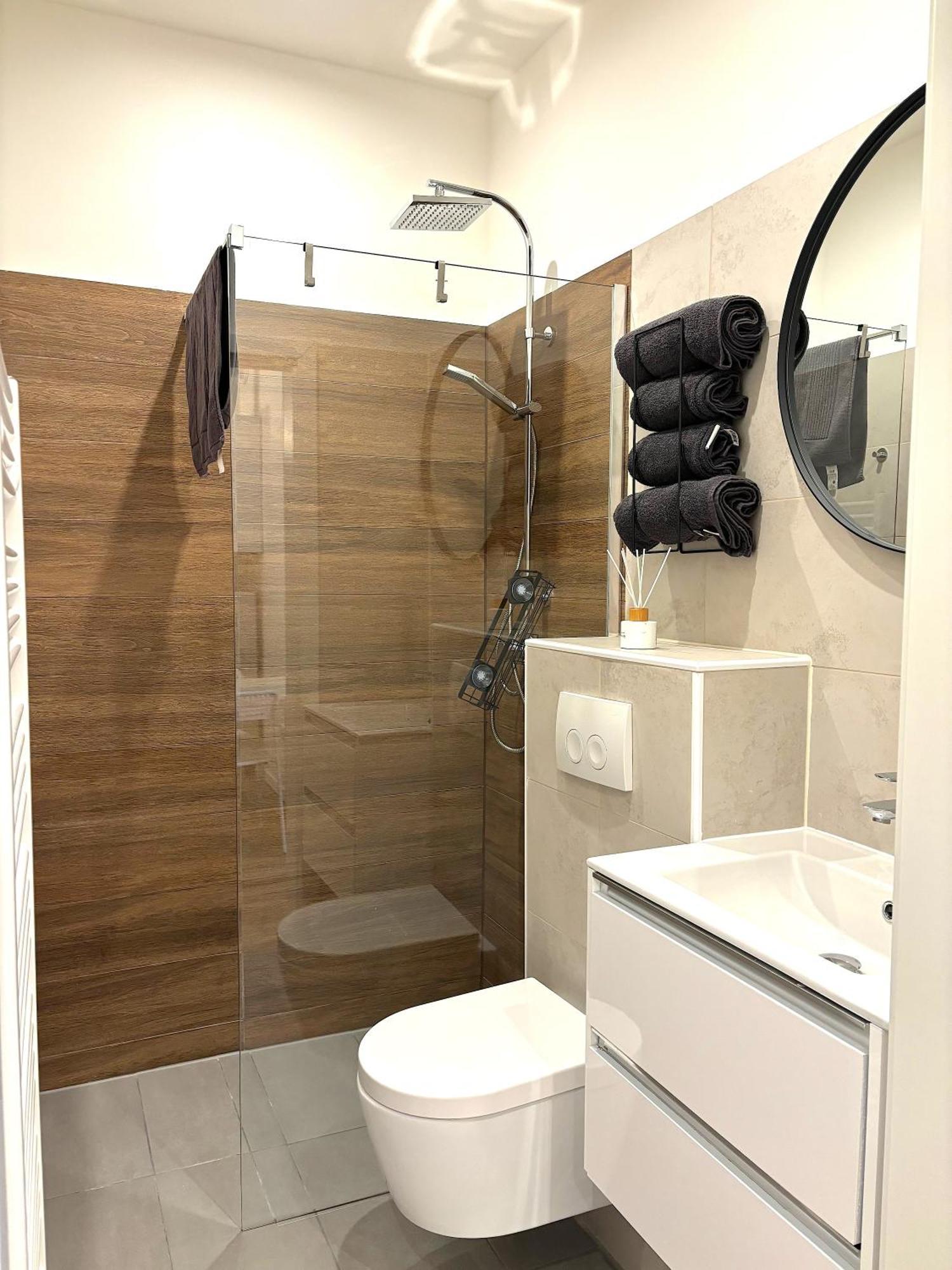 Apartment Traumhafte Fuer 2, Walk In Dusche, Extra Kueche, Nespresso, Zentral