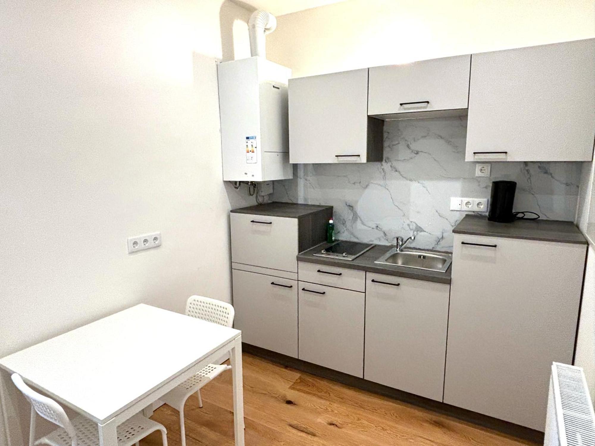 Traumhafte Fuer 2, Walk In Dusche, Extra Kueche, Nespresso, Zentral Vienna