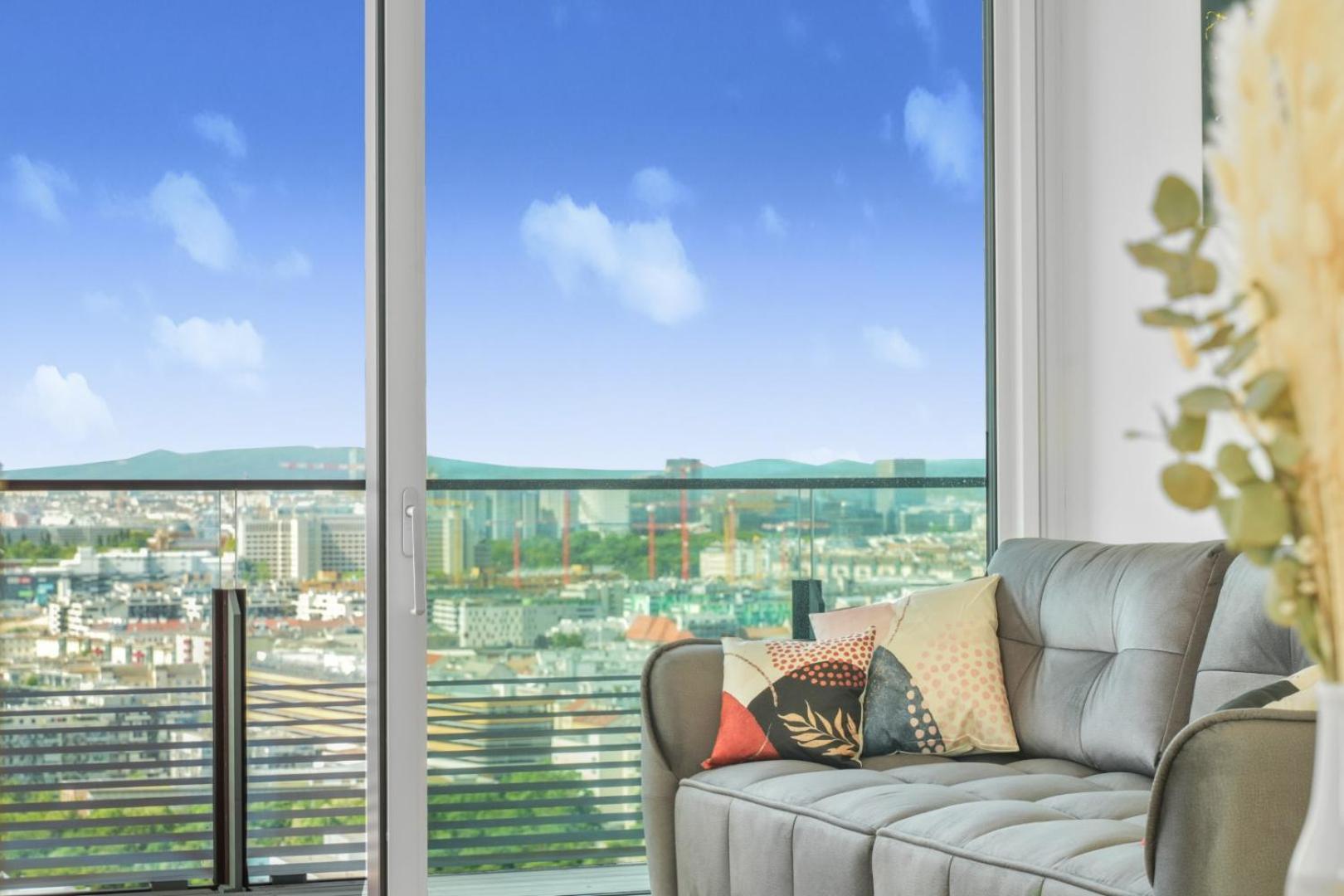 Luxury Penthouse I Rooftop Pool I Self Check-in Appartamento