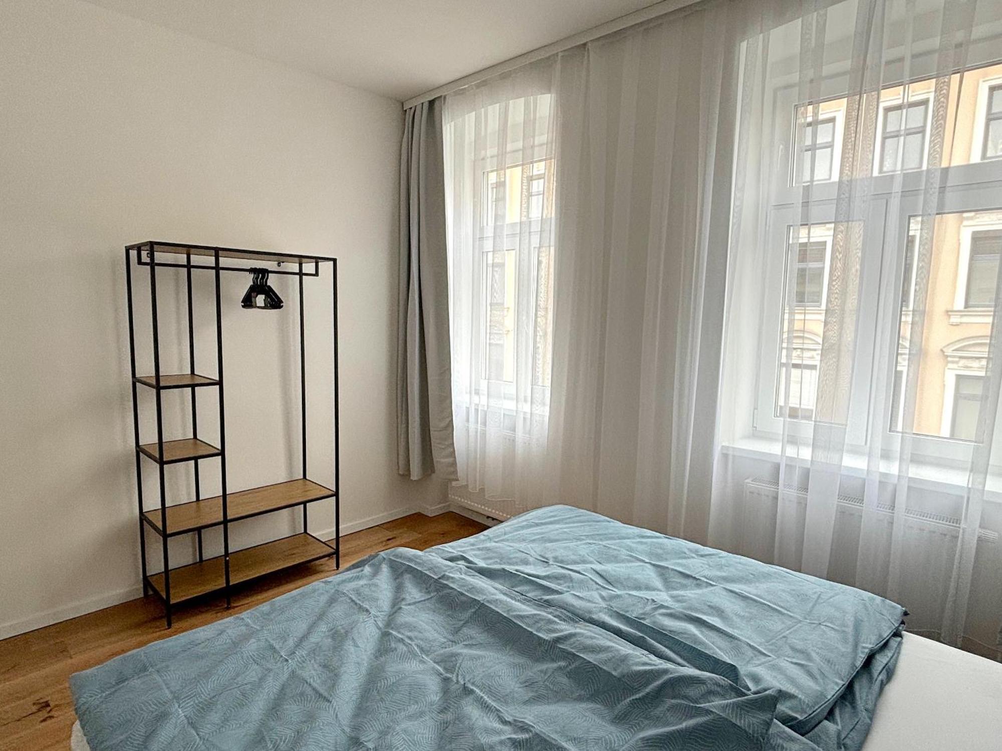 Apartment Schoenes Design, 3 Queensize-betten, Walk In Dusche, Kueche Komplett Mit Nespresso, Zusatzpaket Moeglich Kleinkinderbett, Kindergeschirr, Hochstuhl *