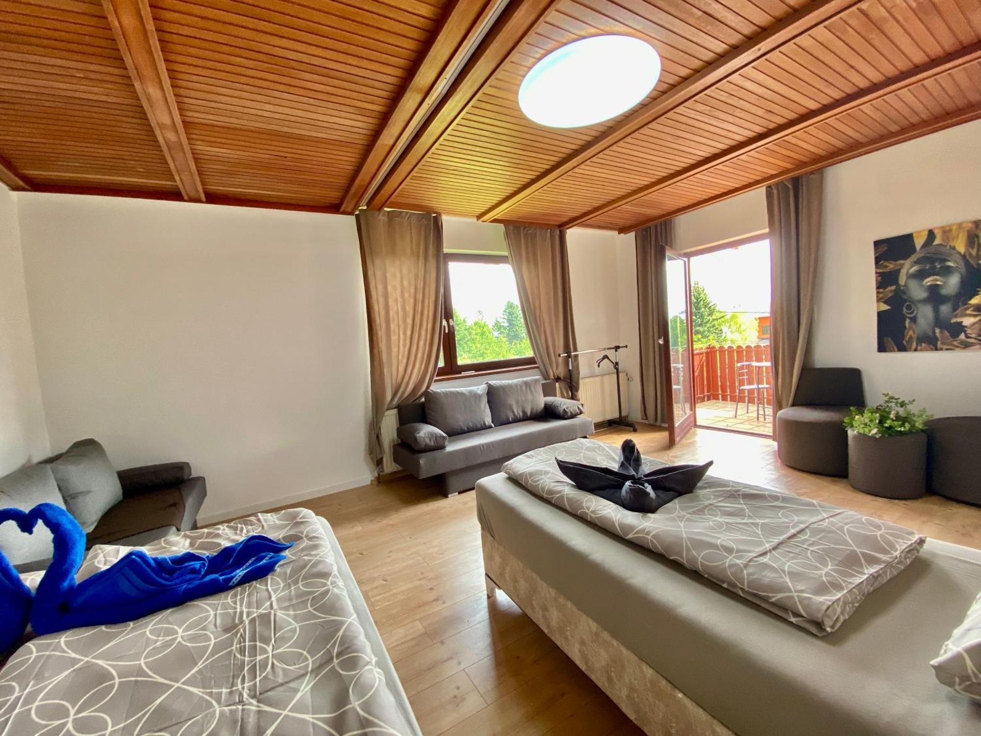 Homestay Family In Am Schopfwerk Area
