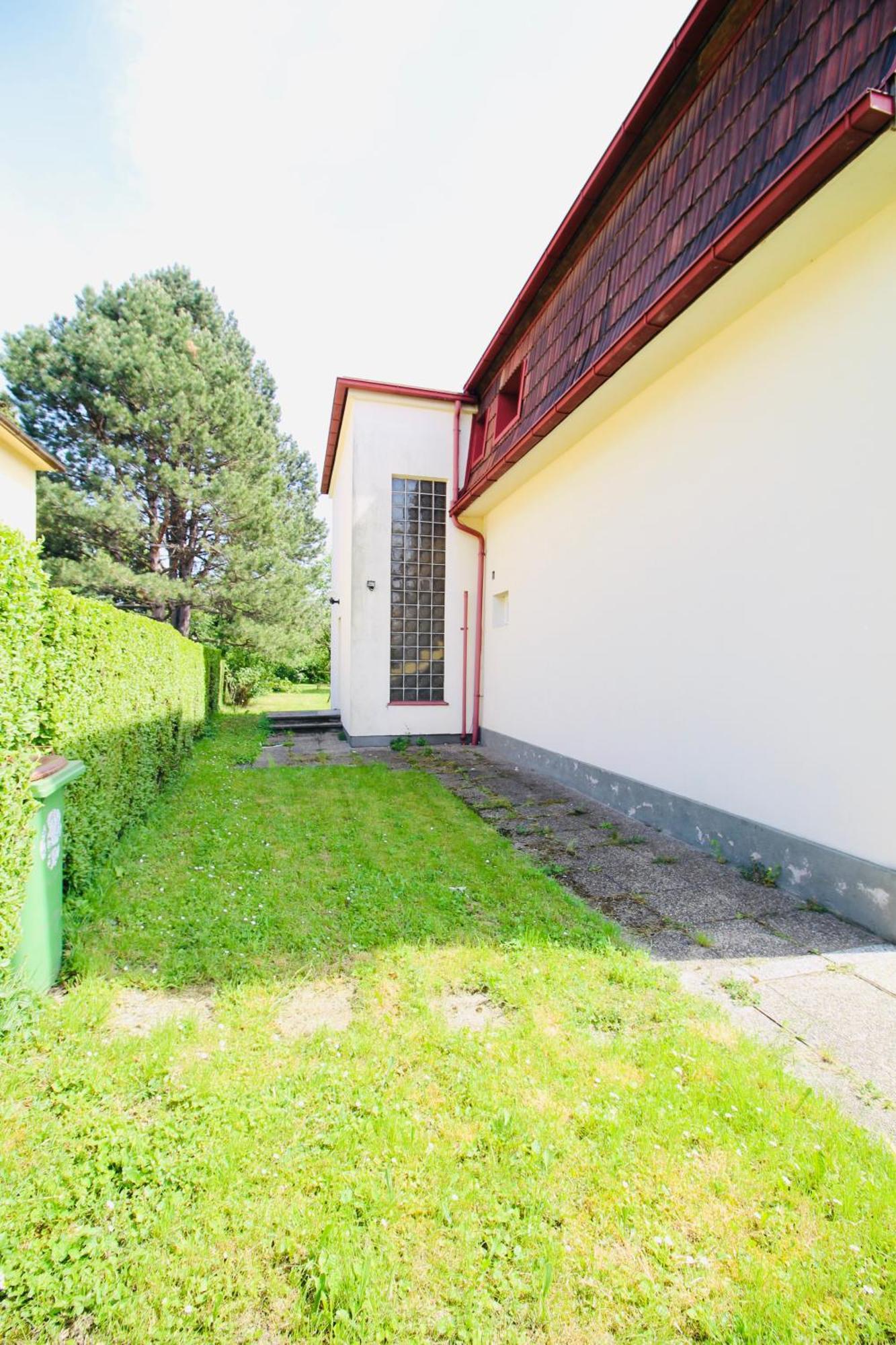Homestay Family In Am Schopfwerk Area Vienna