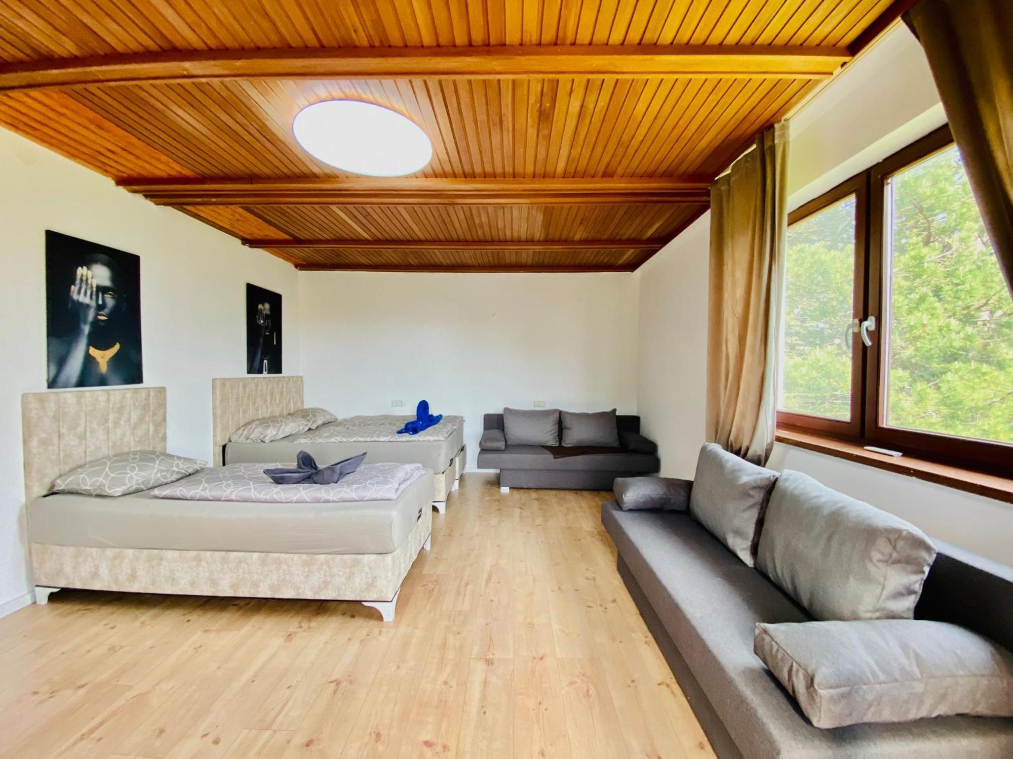 Family In Am Schopfwerk Area Homestay