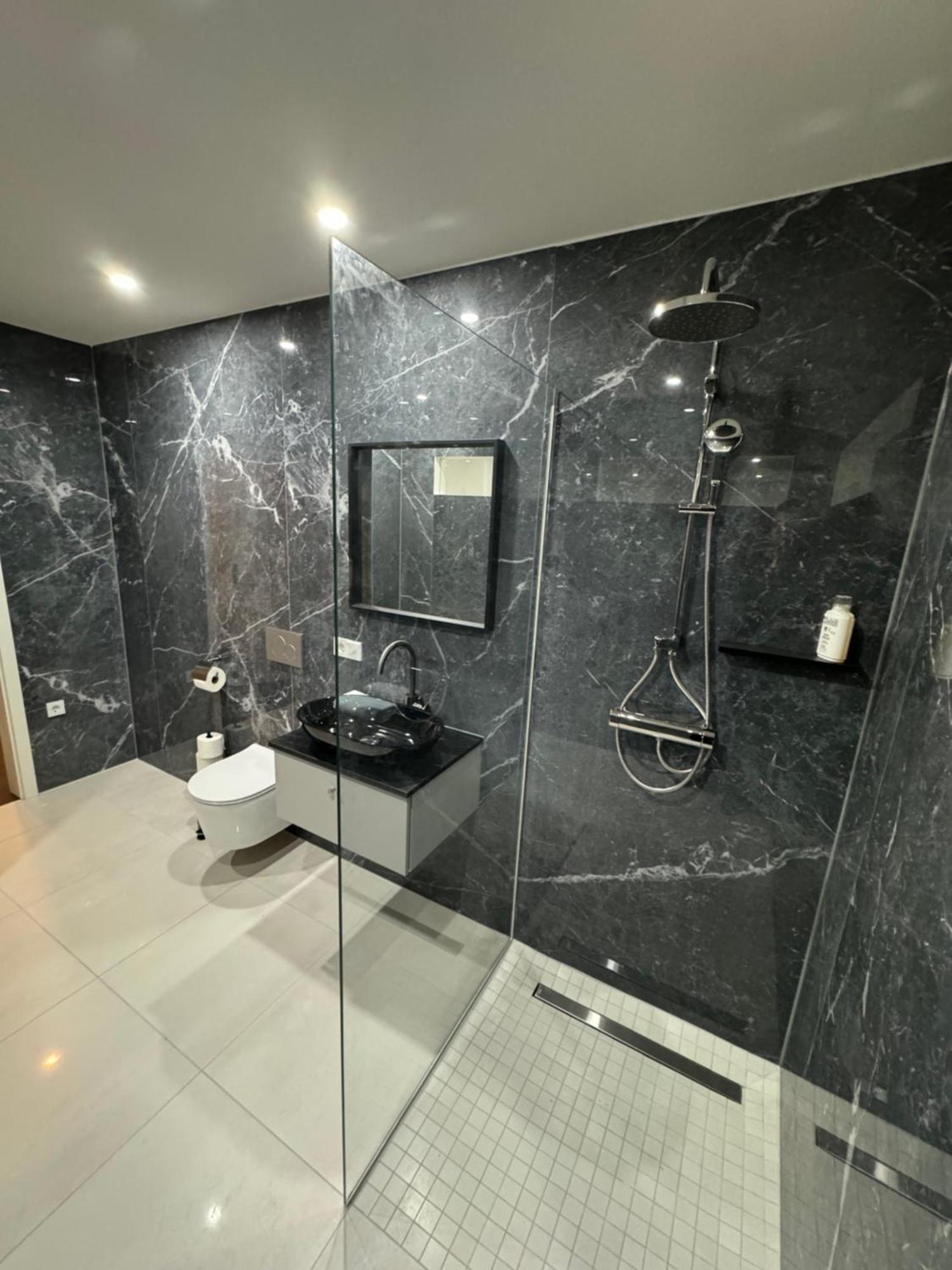 Apartment Design In The Centre Of *