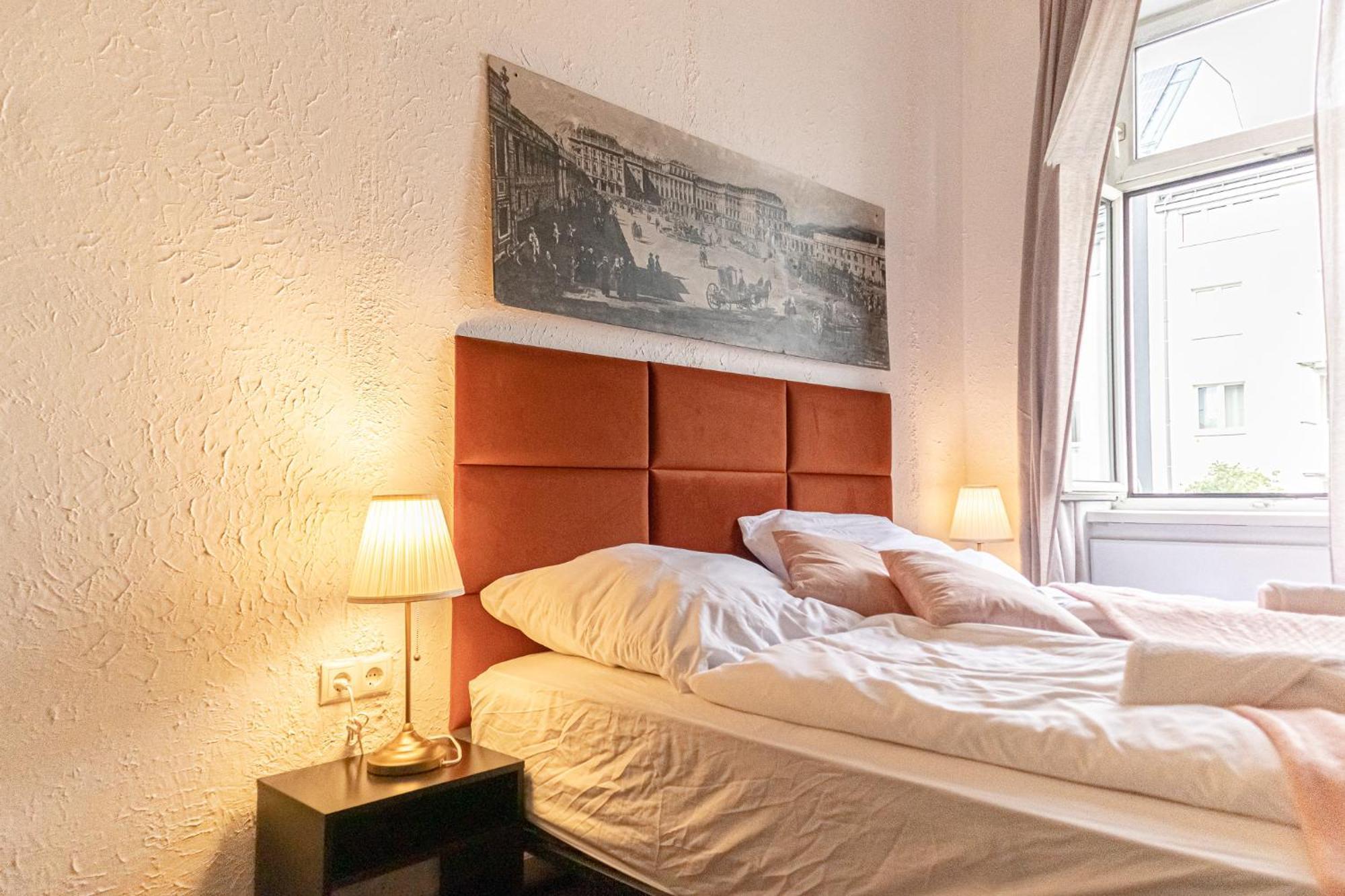 Friendly 2br Apt- Near U6 Station Am Schoepfwerk Vienna