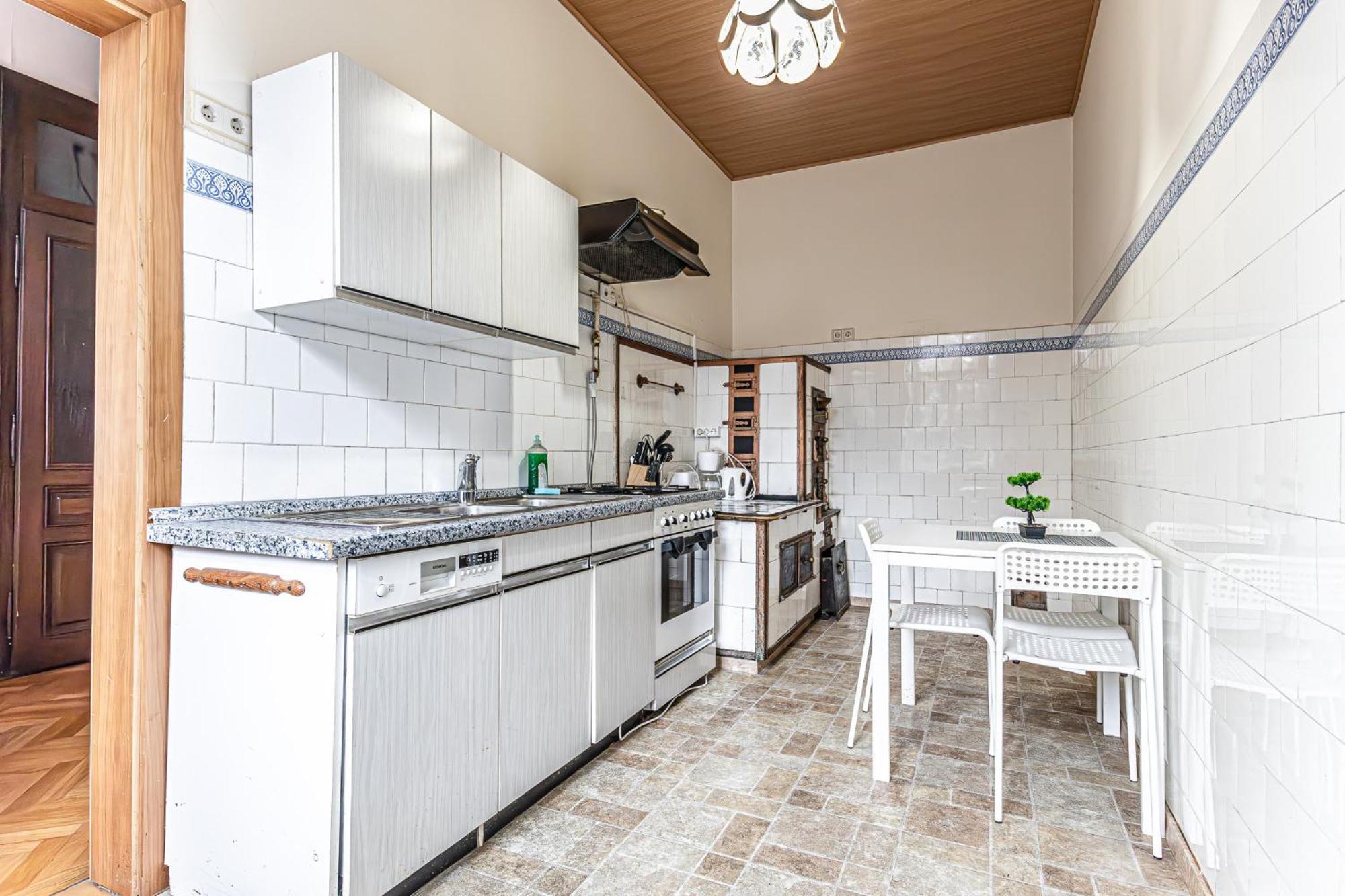 Brilliant 2br Apt. Near Akh-hospital *