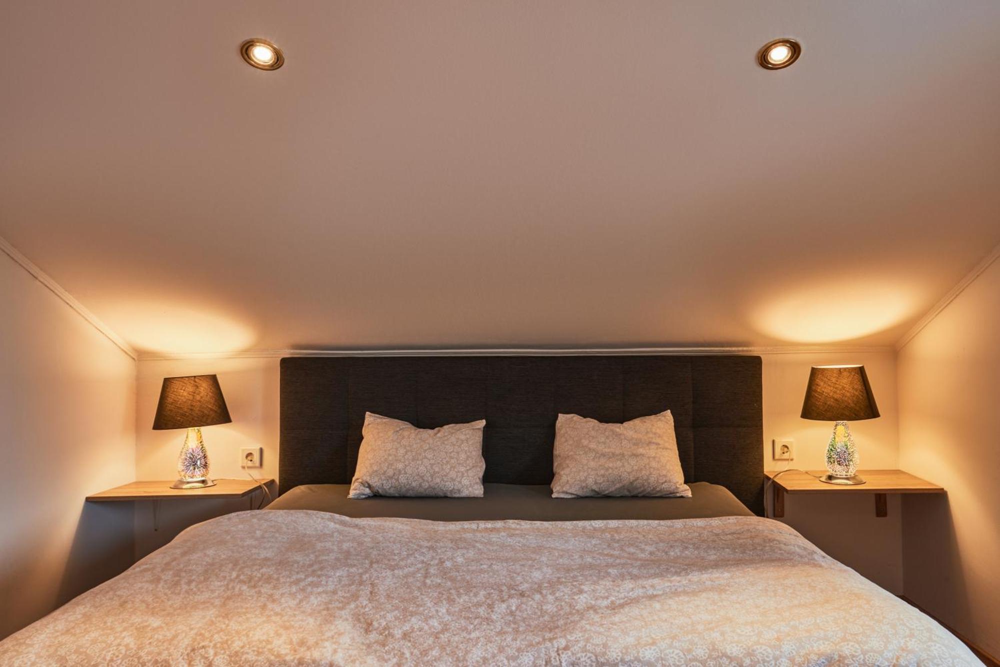 Luxurious 3bd In Prime Location Of W Jacuzzi Swimming Pool N Free Parking * Vienna