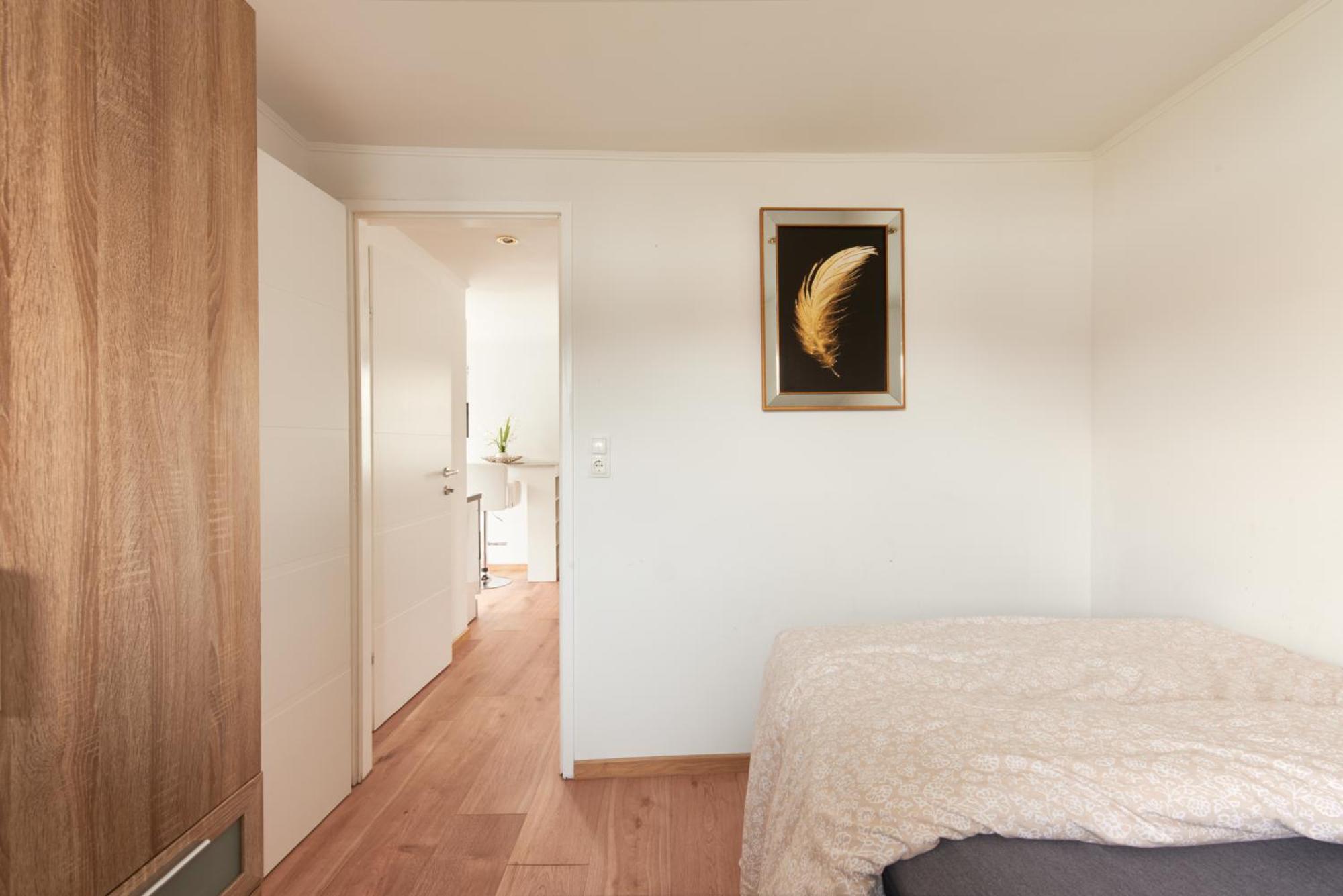 Apartment Luxurious 3bd In Prime Location Of W Jacuzzi Swimming Pool N Free Parking