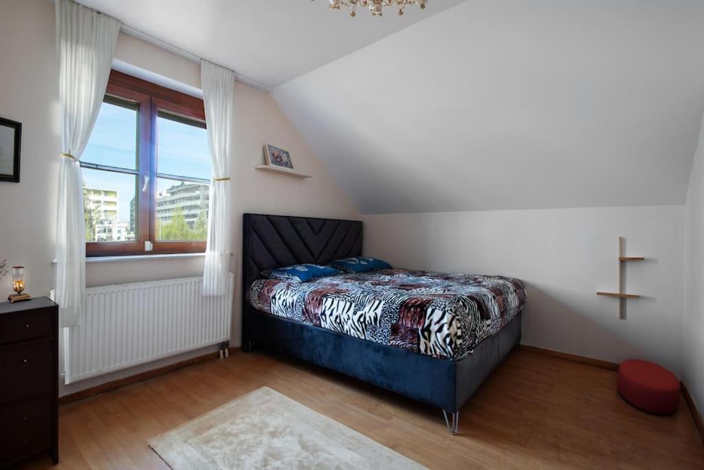 4-bedroom House & Large Garden Holiday home Vienna