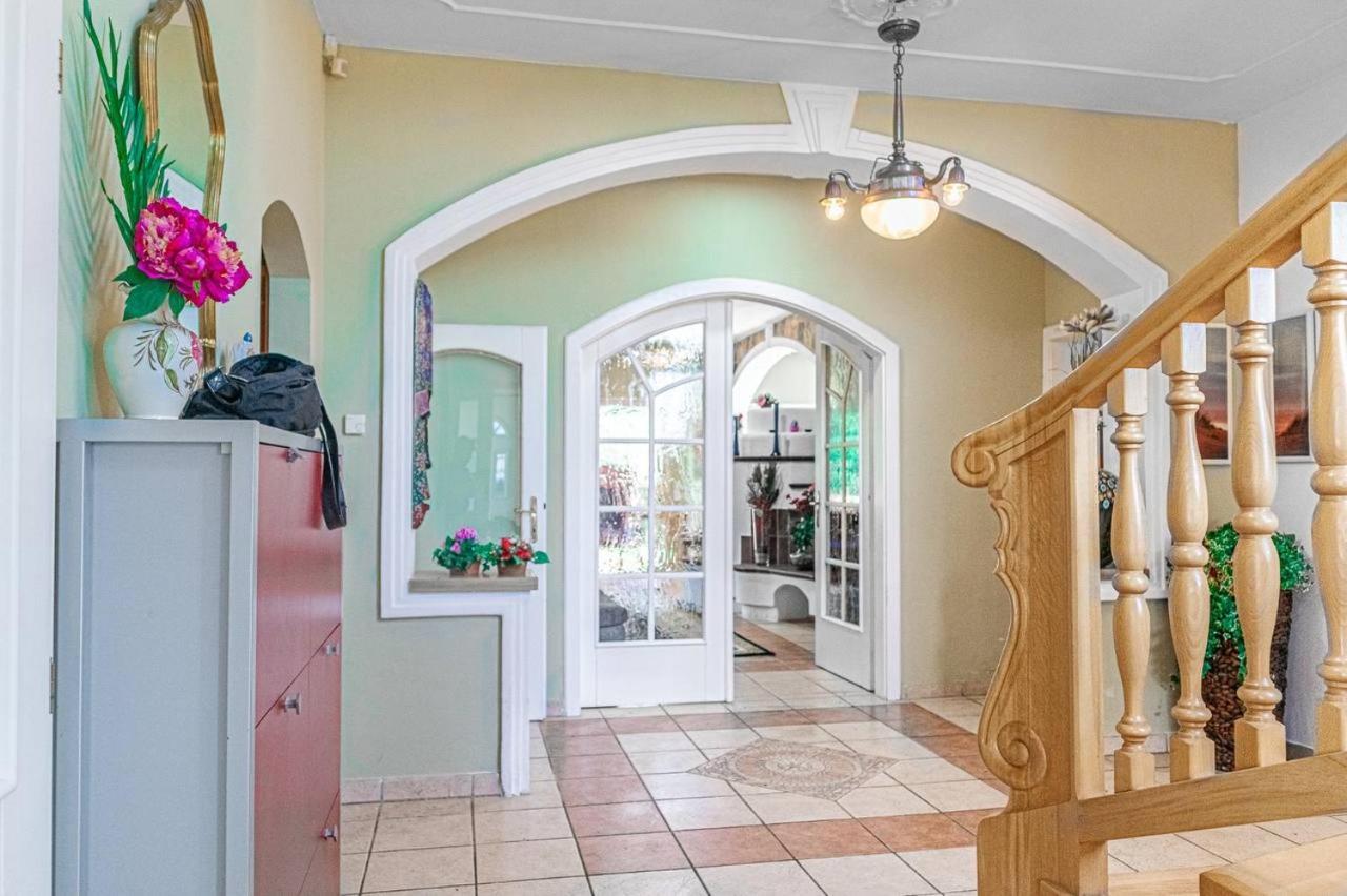 Homestay Double In An Elegant House Gd