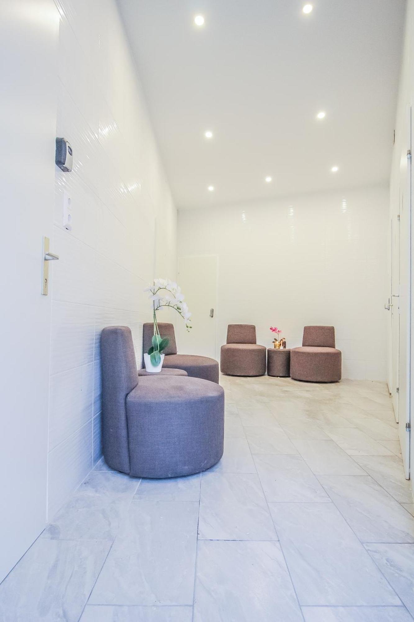 Homestay Comfortable In The Alterlaa Area Lv3 *