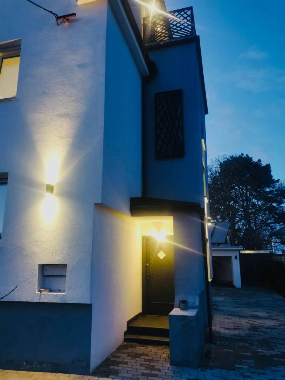 Tripel In Floridsdorf Area