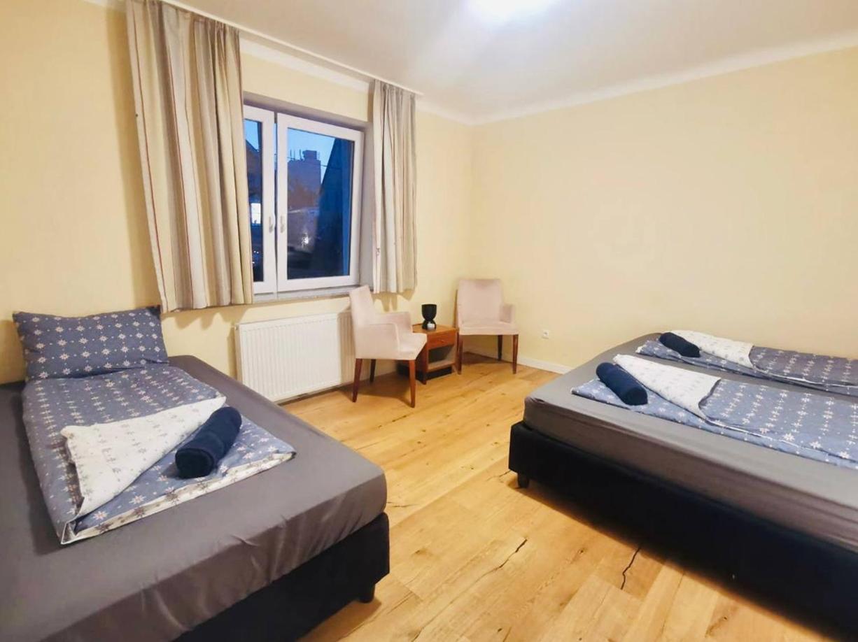 Tripel In Floridsdorf Area * Vienna