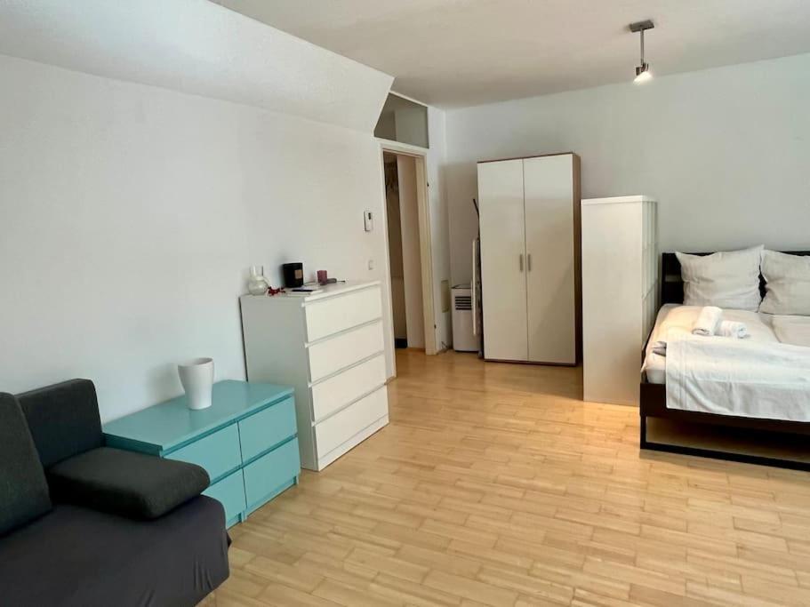 Spacious In The Popular 7th District Apartment *