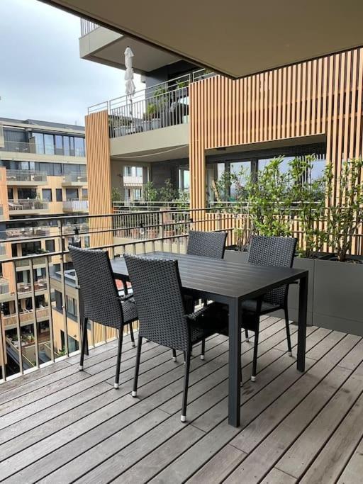 Park Apartment