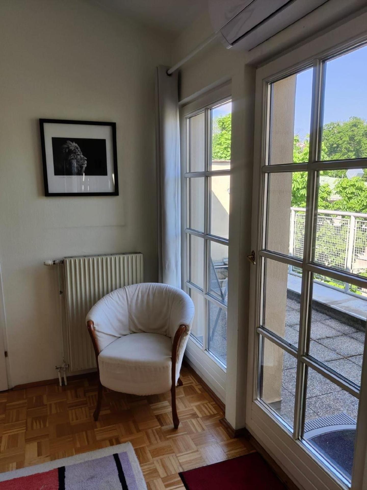 Klimatisiertes 3 Mit Terrasse Apartment Vienna