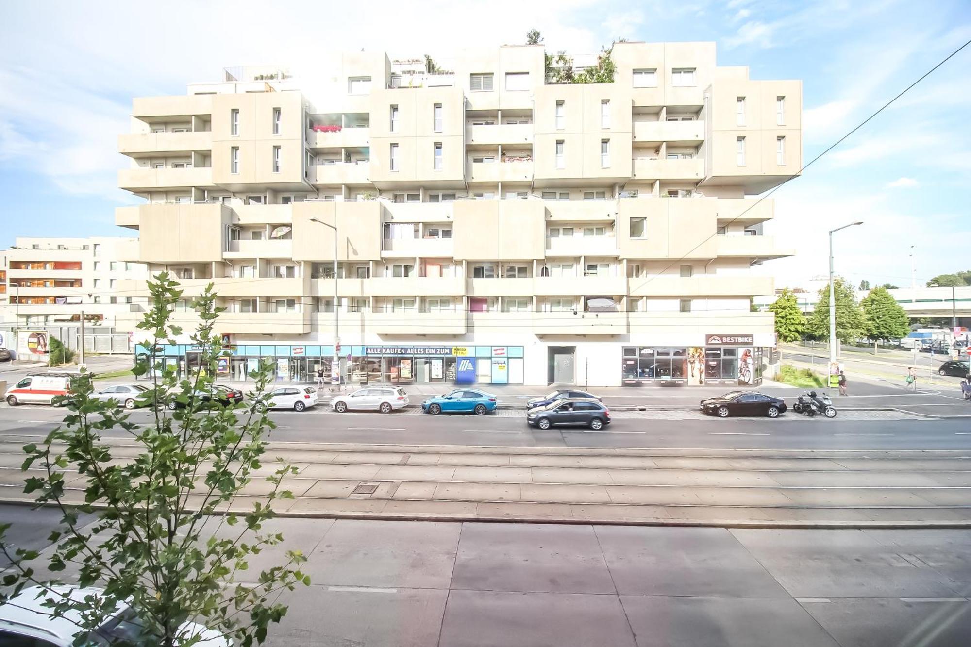 Cozy In Floridsdorf Area Pr3 *