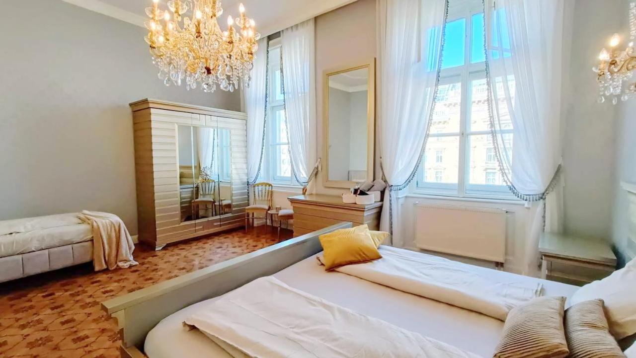 Luxurious In Center Kn Apartment Vienna